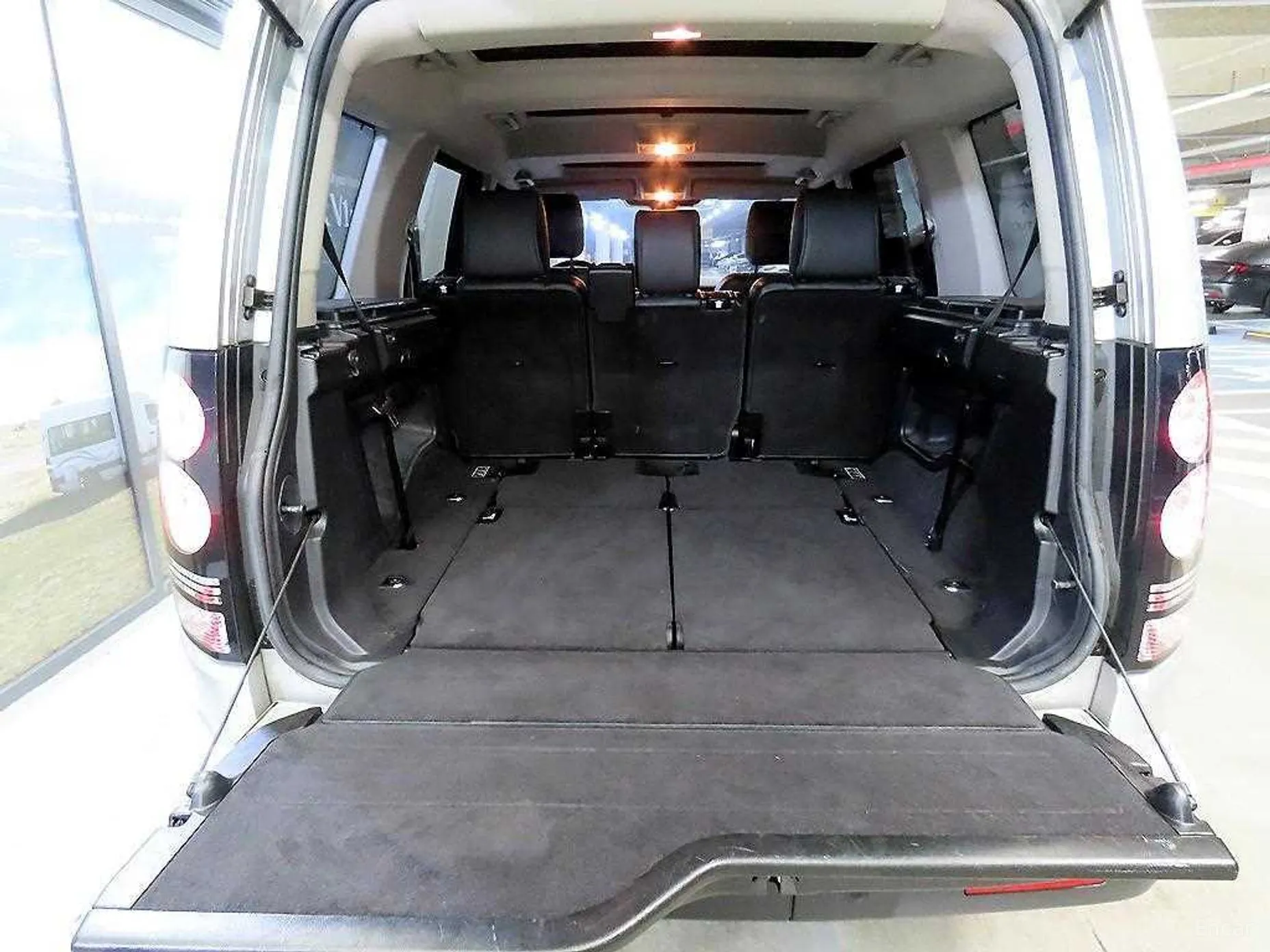 Land Rover Discovery 4 превью 17