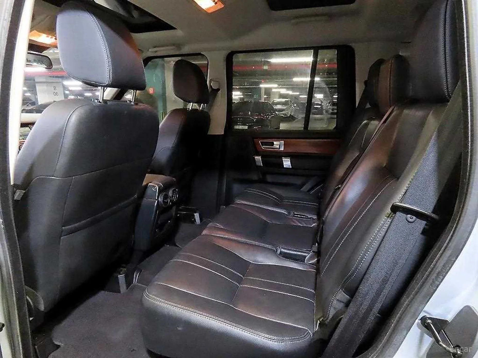 Land Rover Discovery 4 превью 7
