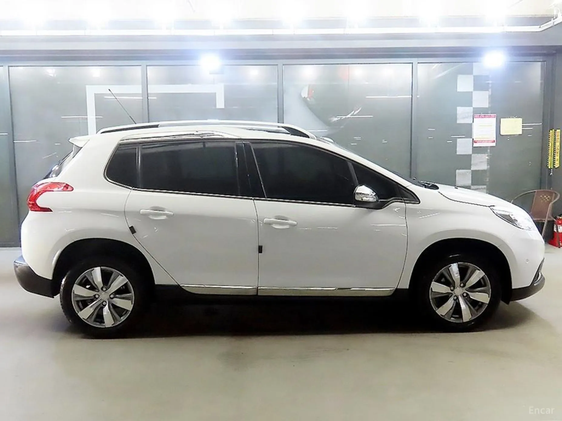 Peugeot 2008. превью 3