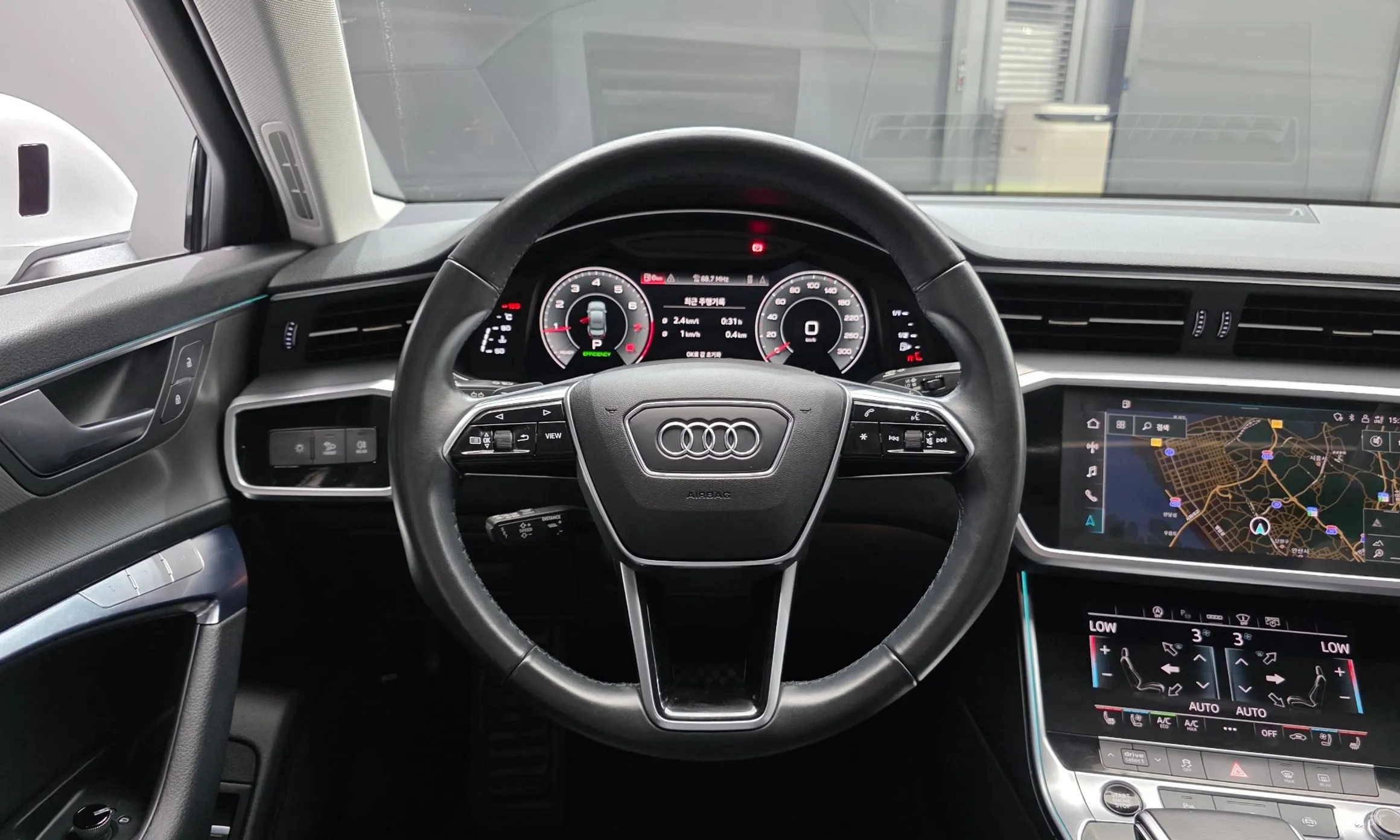Audi A6 (C8) превью 12