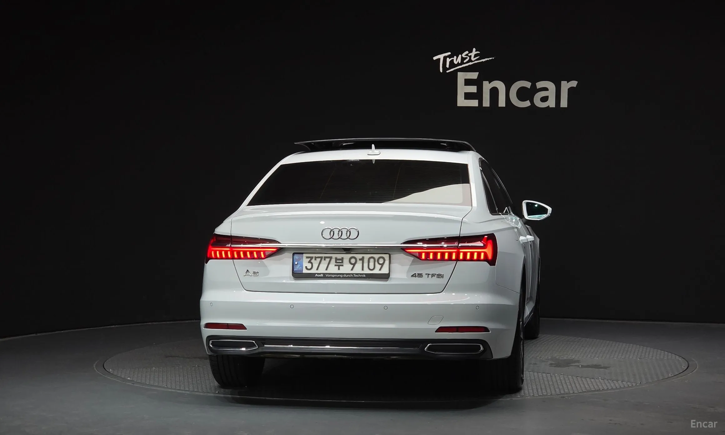 Audi A6 (C8) превью 4