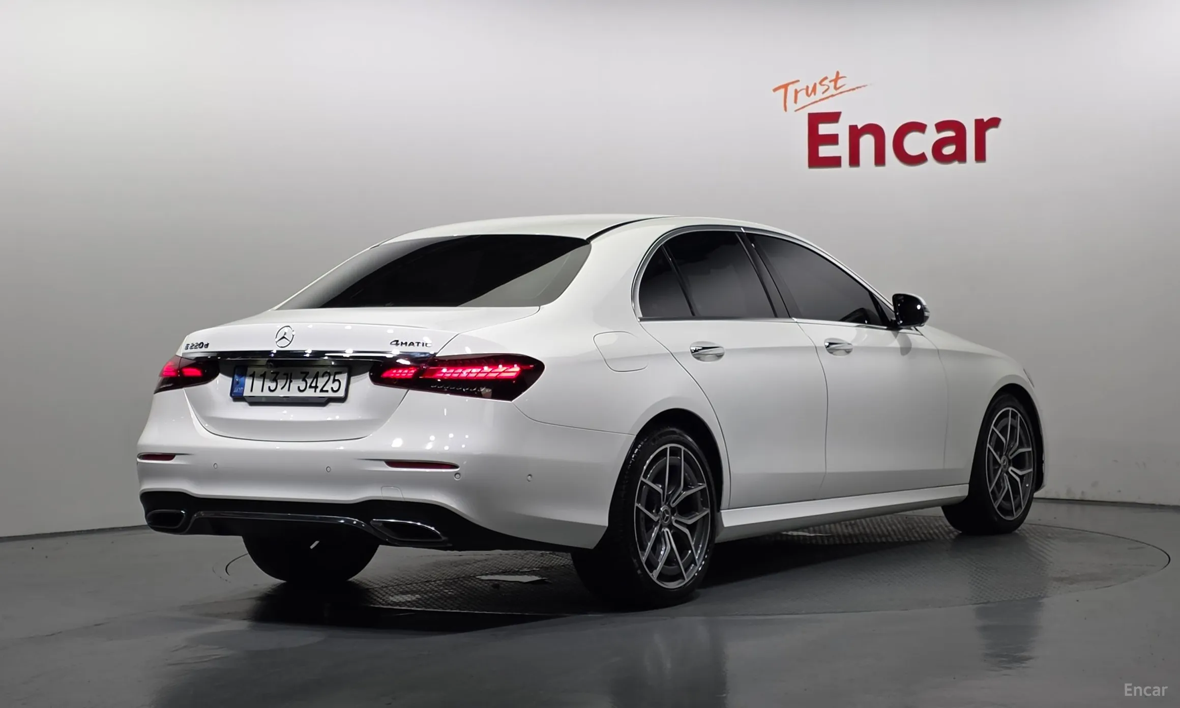 Mercedes Benz E-Class W213