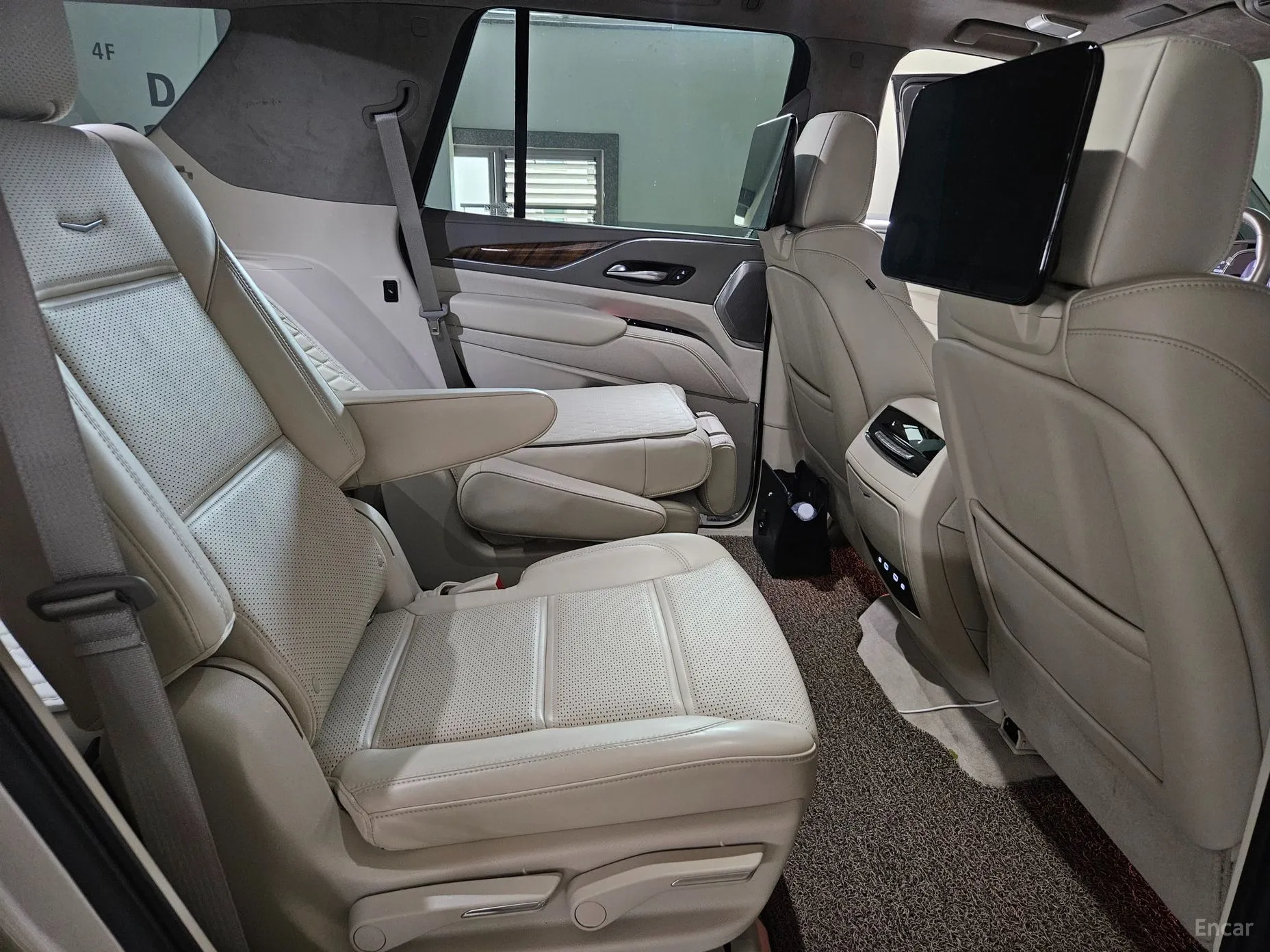 Cadillac Escalade 5th Generation превью 20