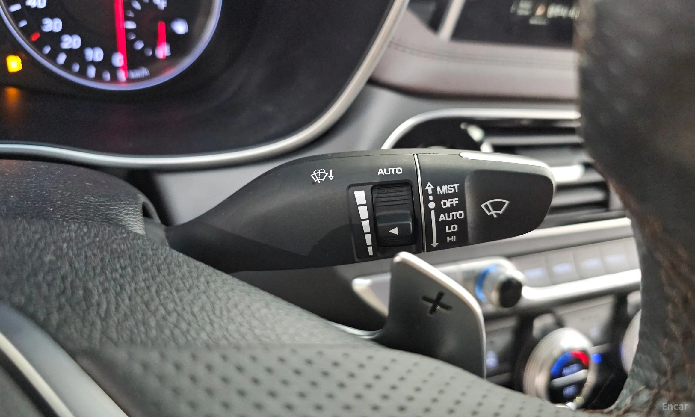 Genesis G70 превью 16