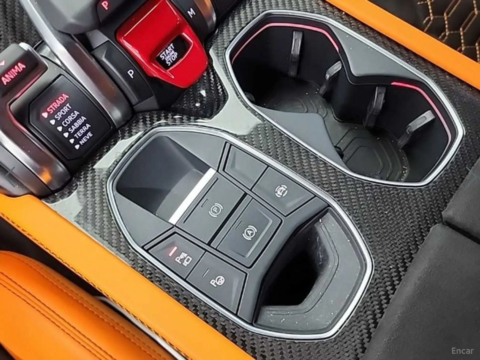 Lamborghini Urus превью 17