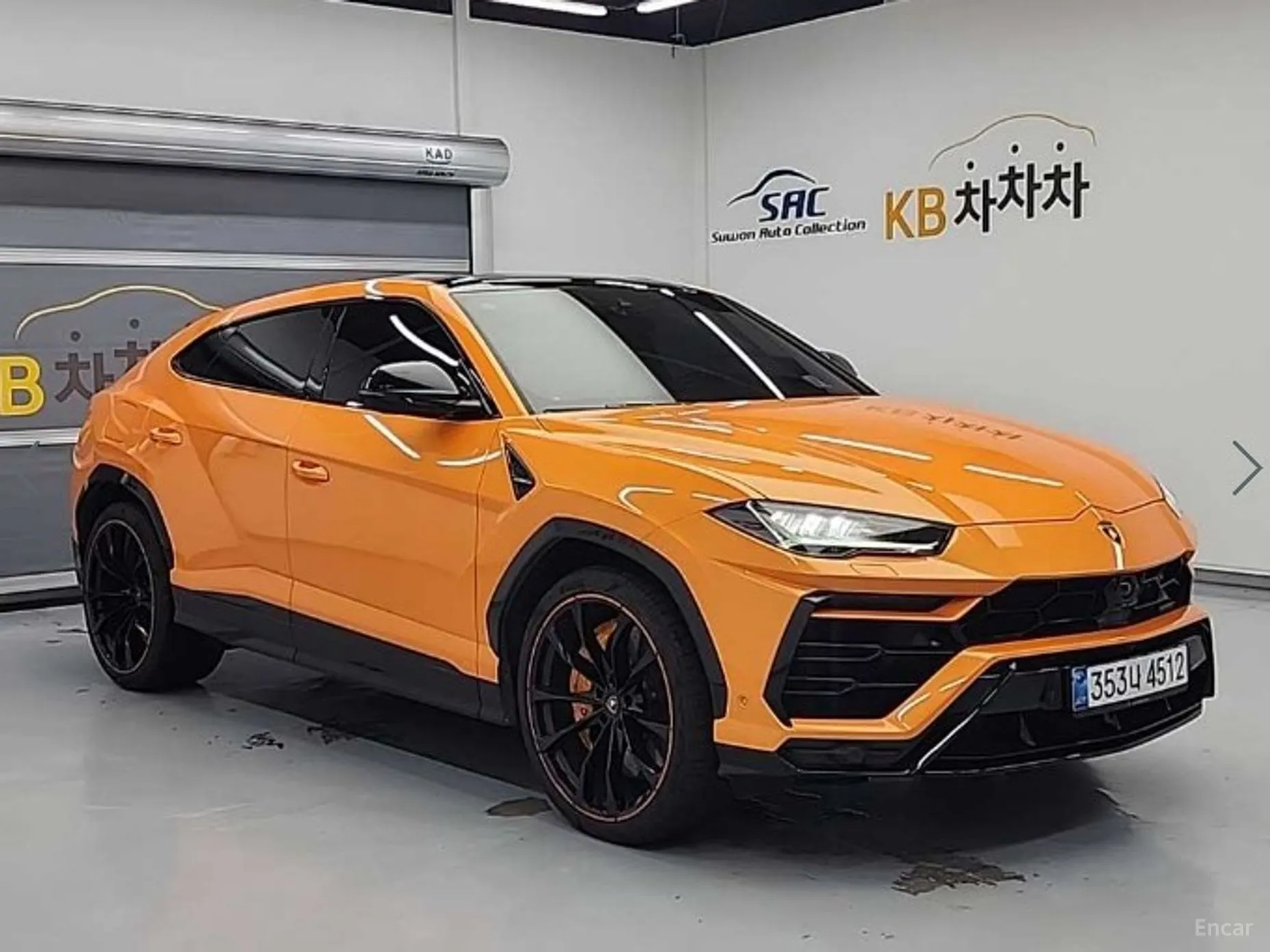 Lamborghini Urus превью 4