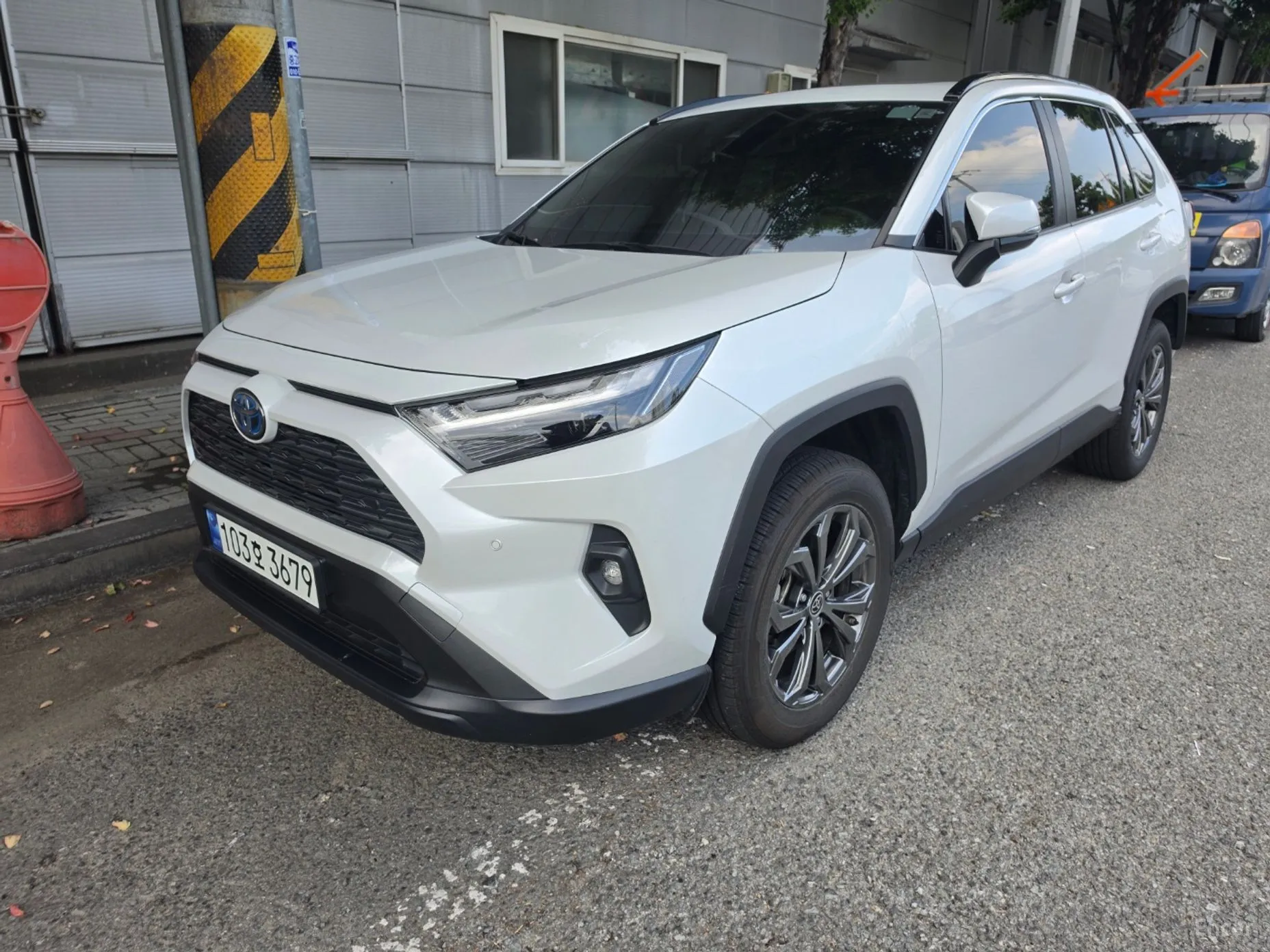 Toyota RAV4 5th Generation превью 3