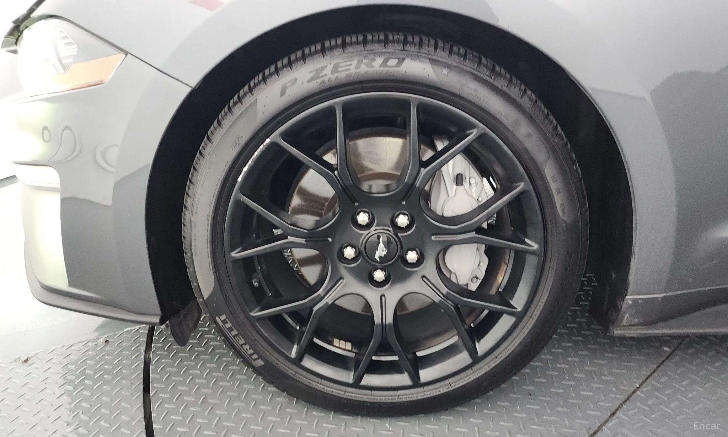 Ford Mustang превью 5