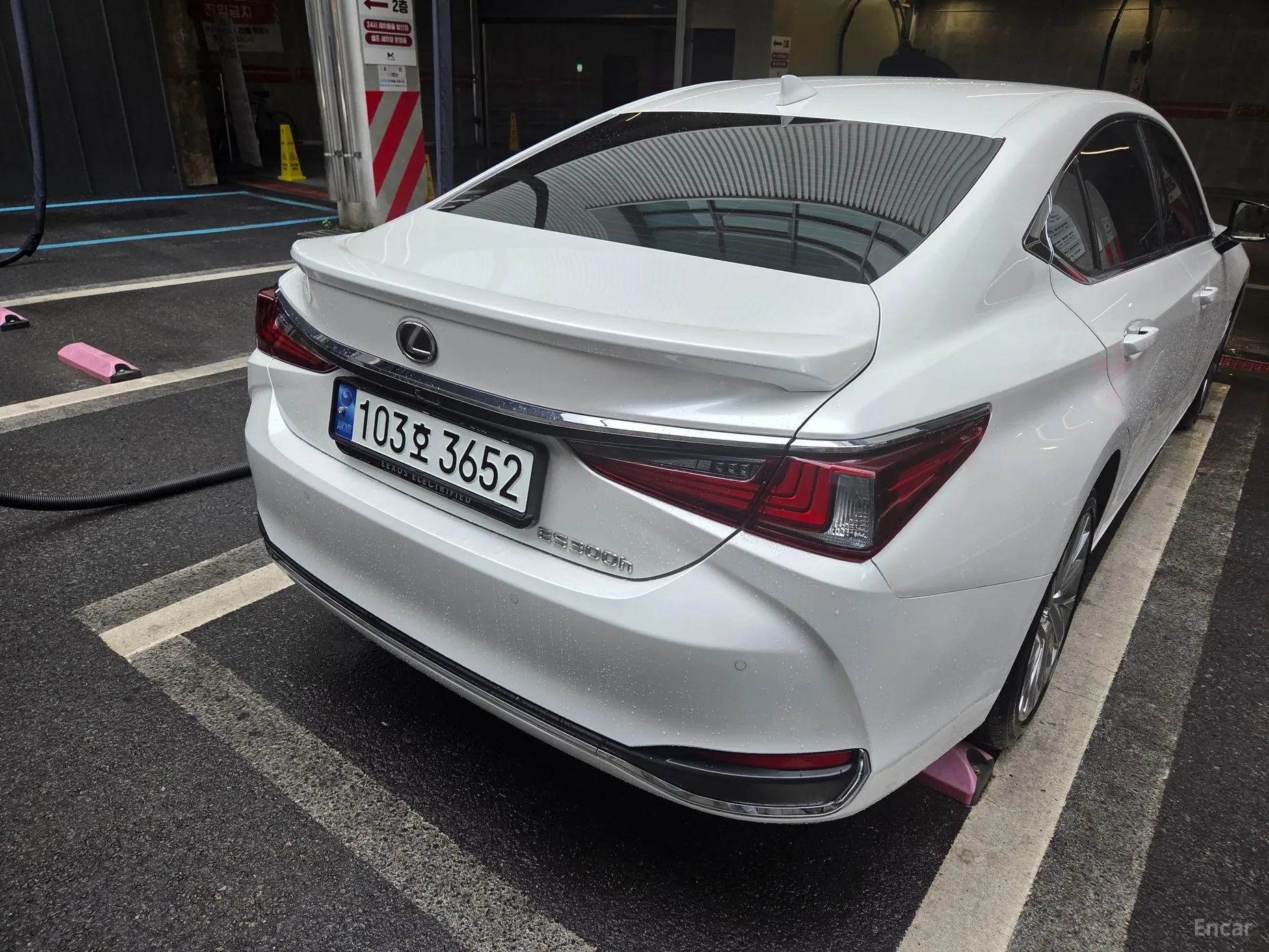 Lexus ES300h 7th Generation превью 5