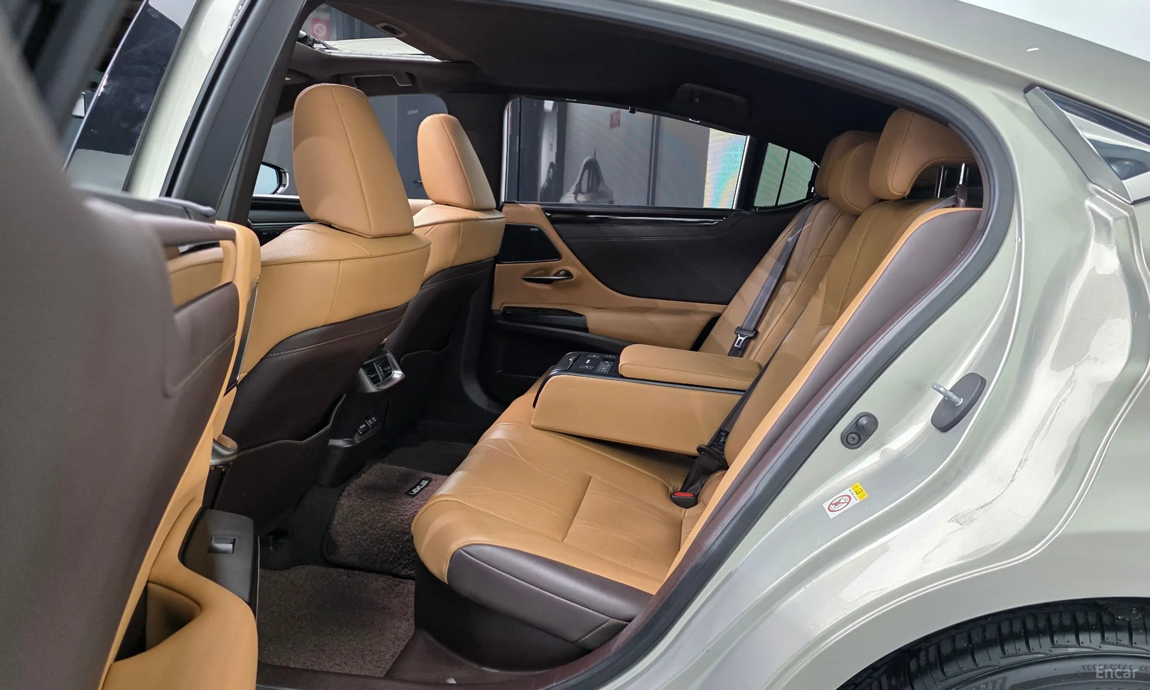 Lexus ES300h 7th Generation превью 12
