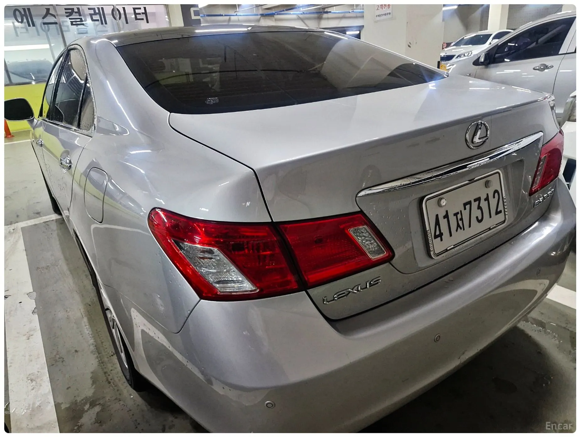 Lexus ES350 превью 5