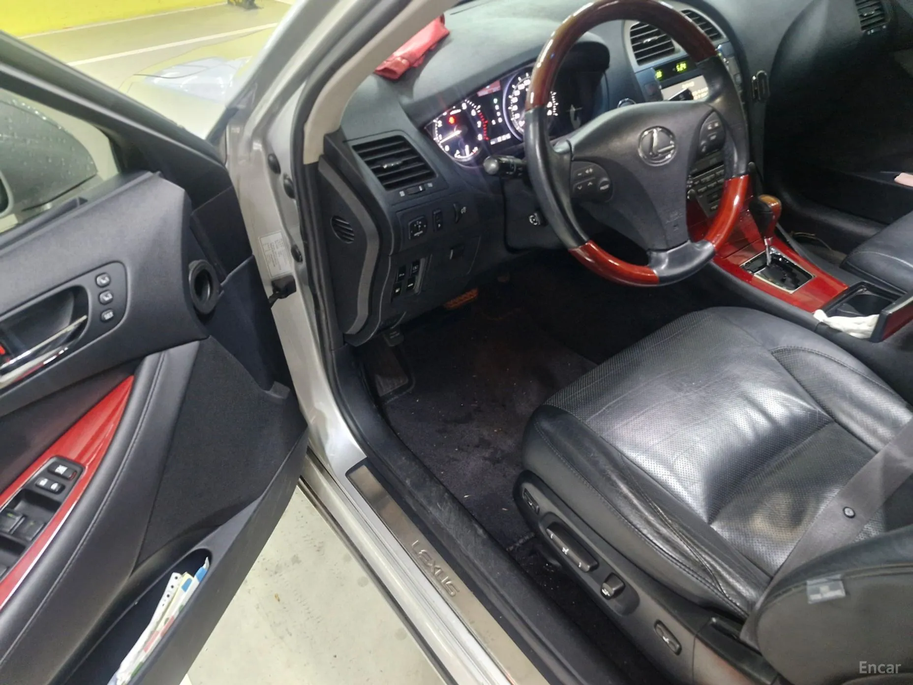 Lexus ES350 превью 9