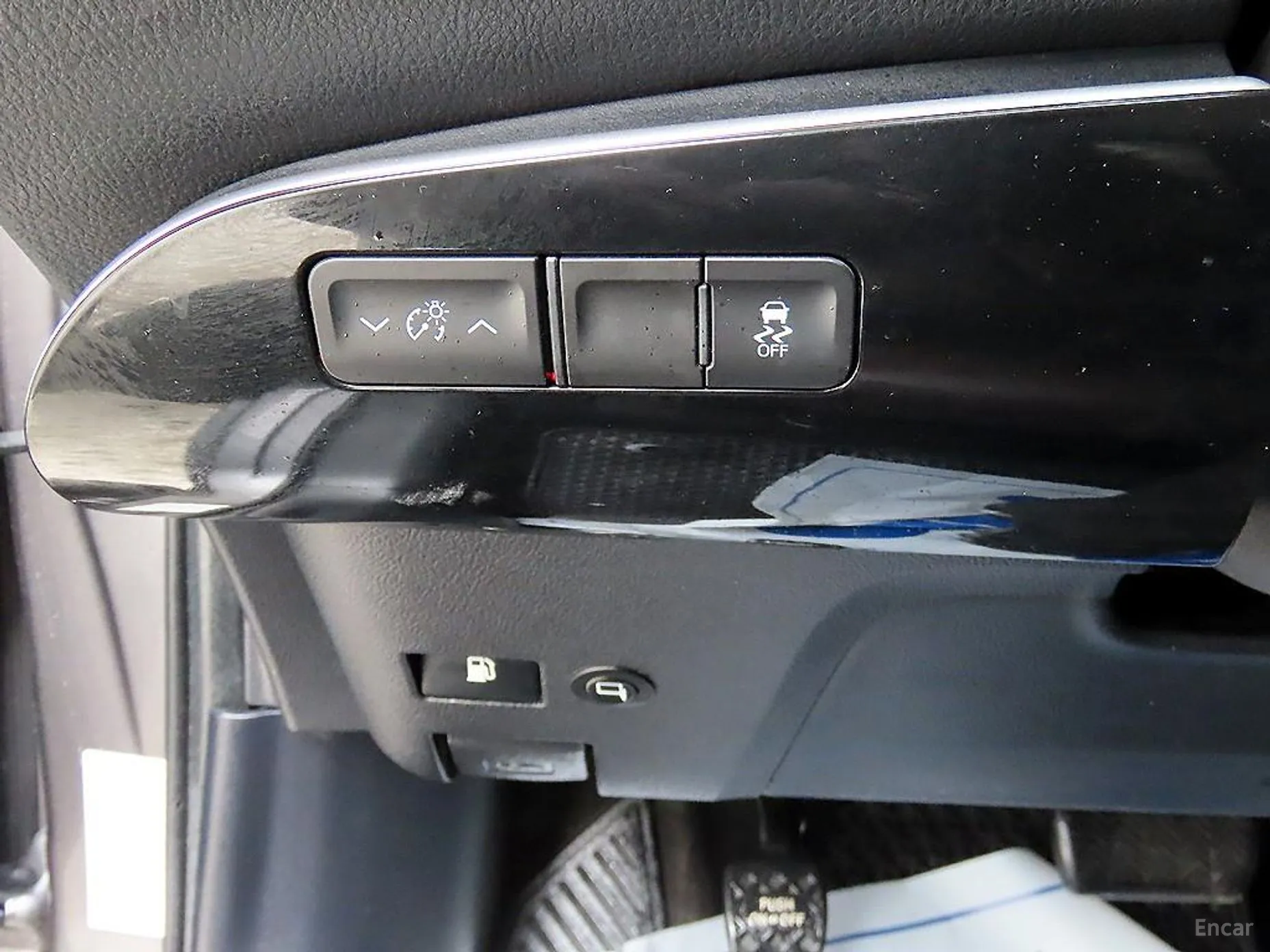 Toyota Prius 4th Generation превью 12