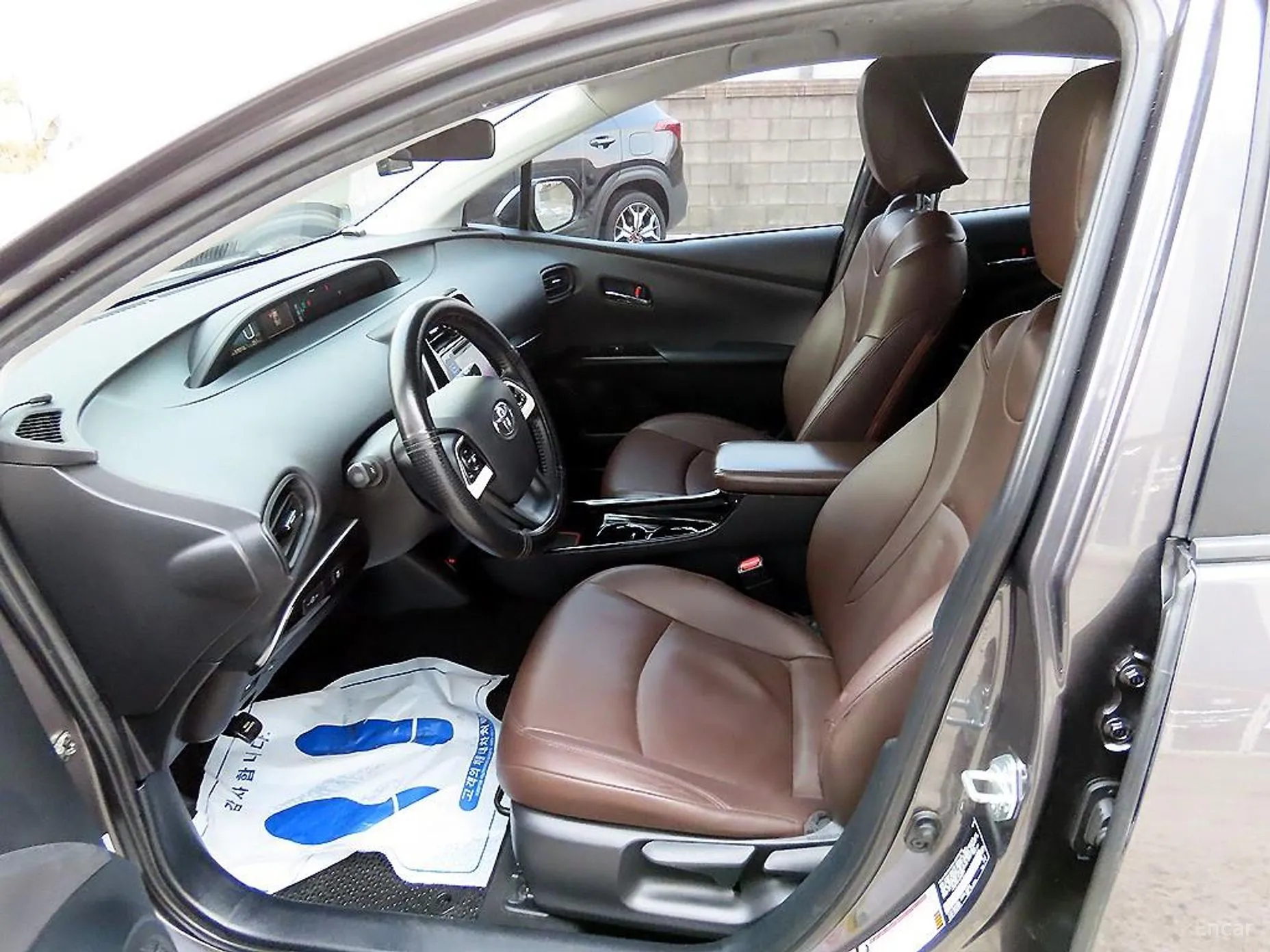 Toyota Prius 4th Generation превью 5