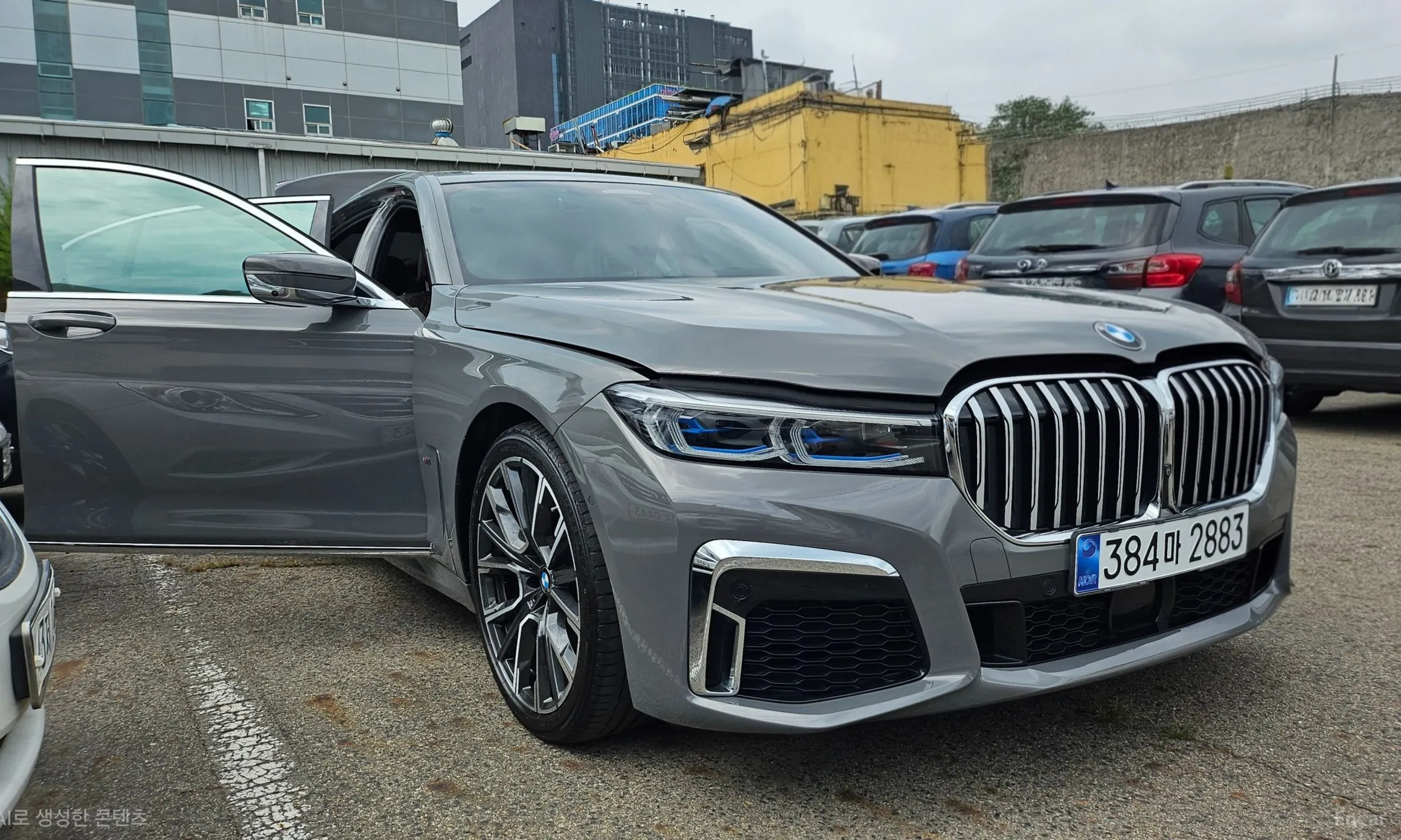 BMW 7 Series (G11) превью 6