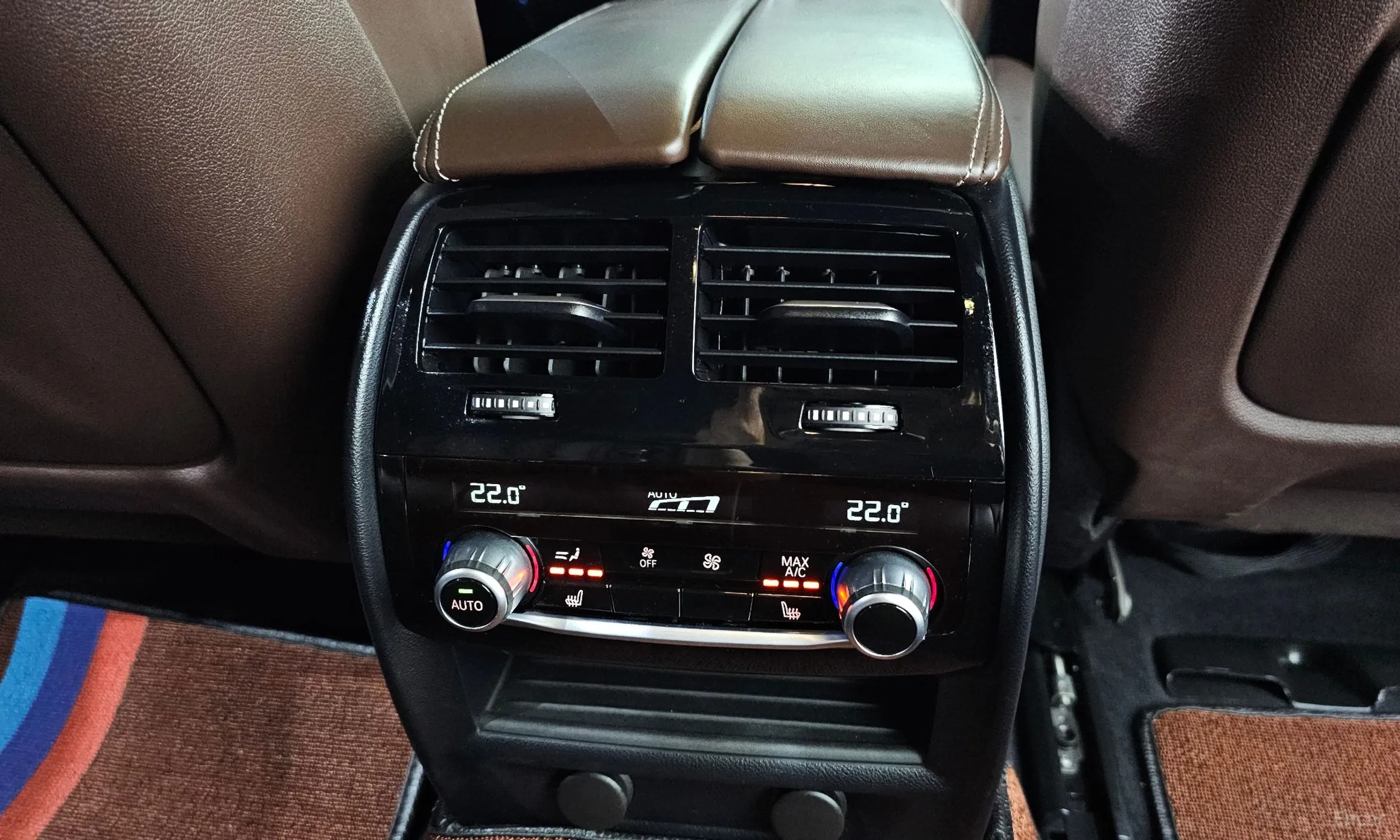 BMW 5 Series (G30) превью 18