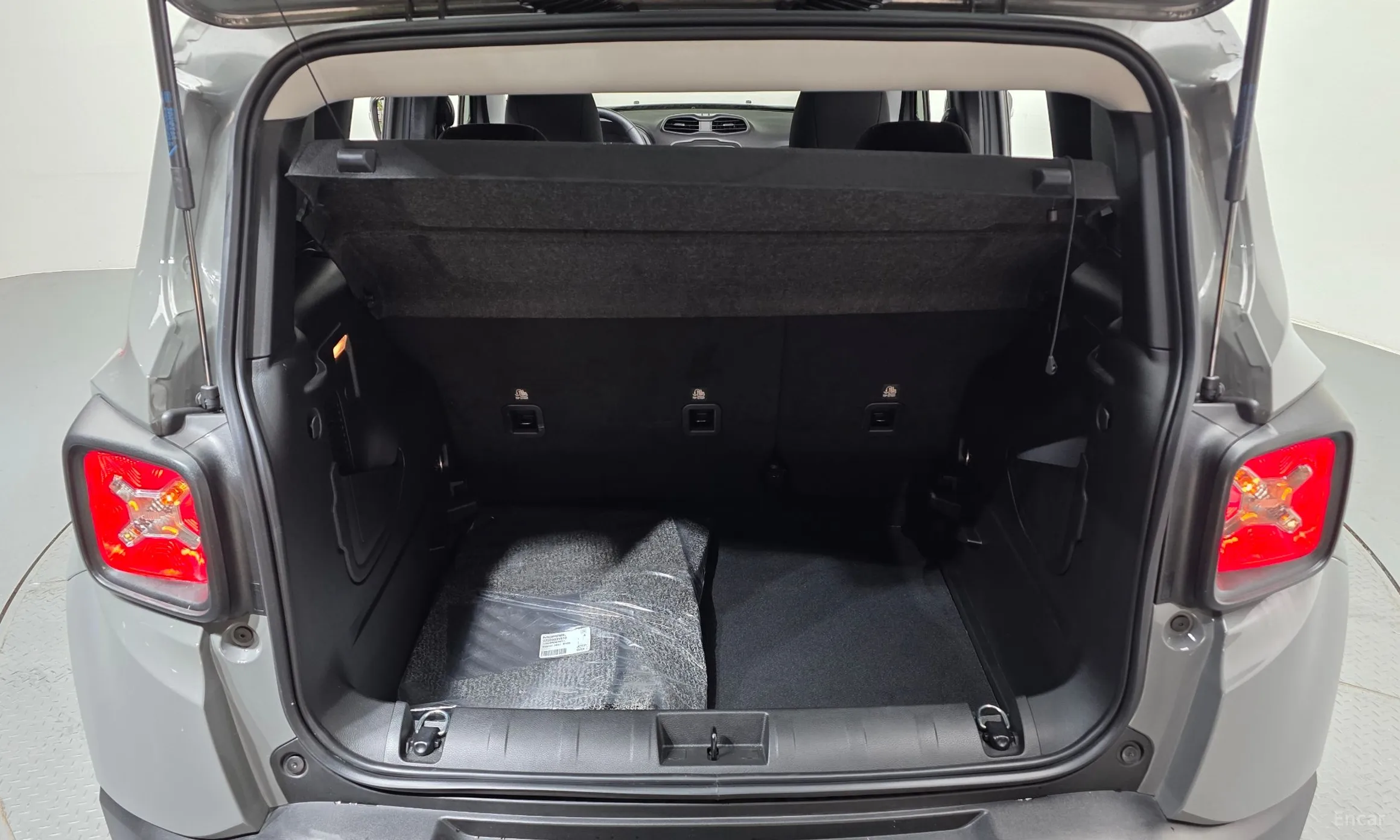 Jeep Renegade превью 20