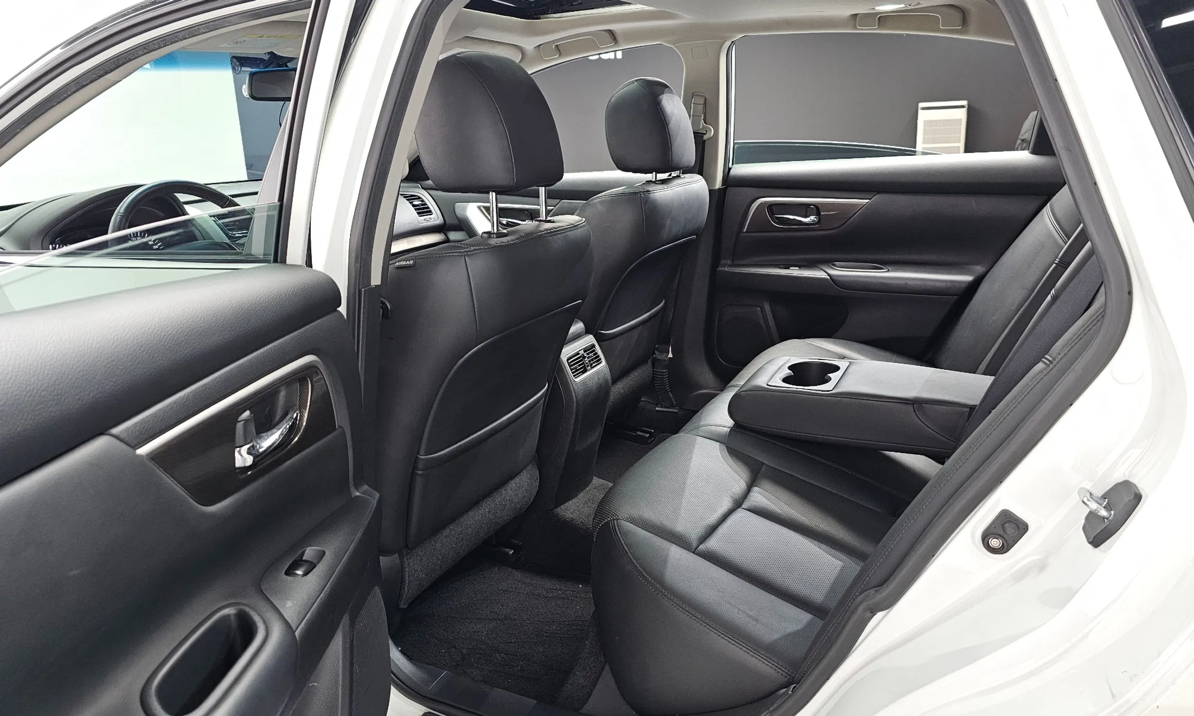 Nissan Altima превью 11