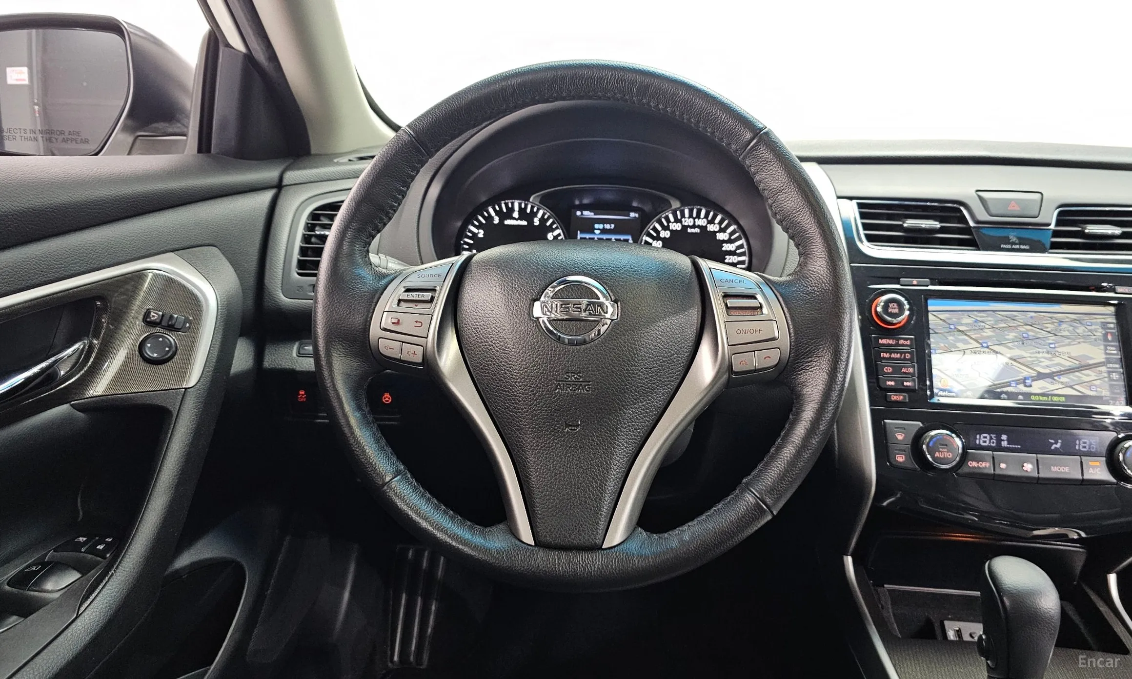 Nissan Altima превью 12
