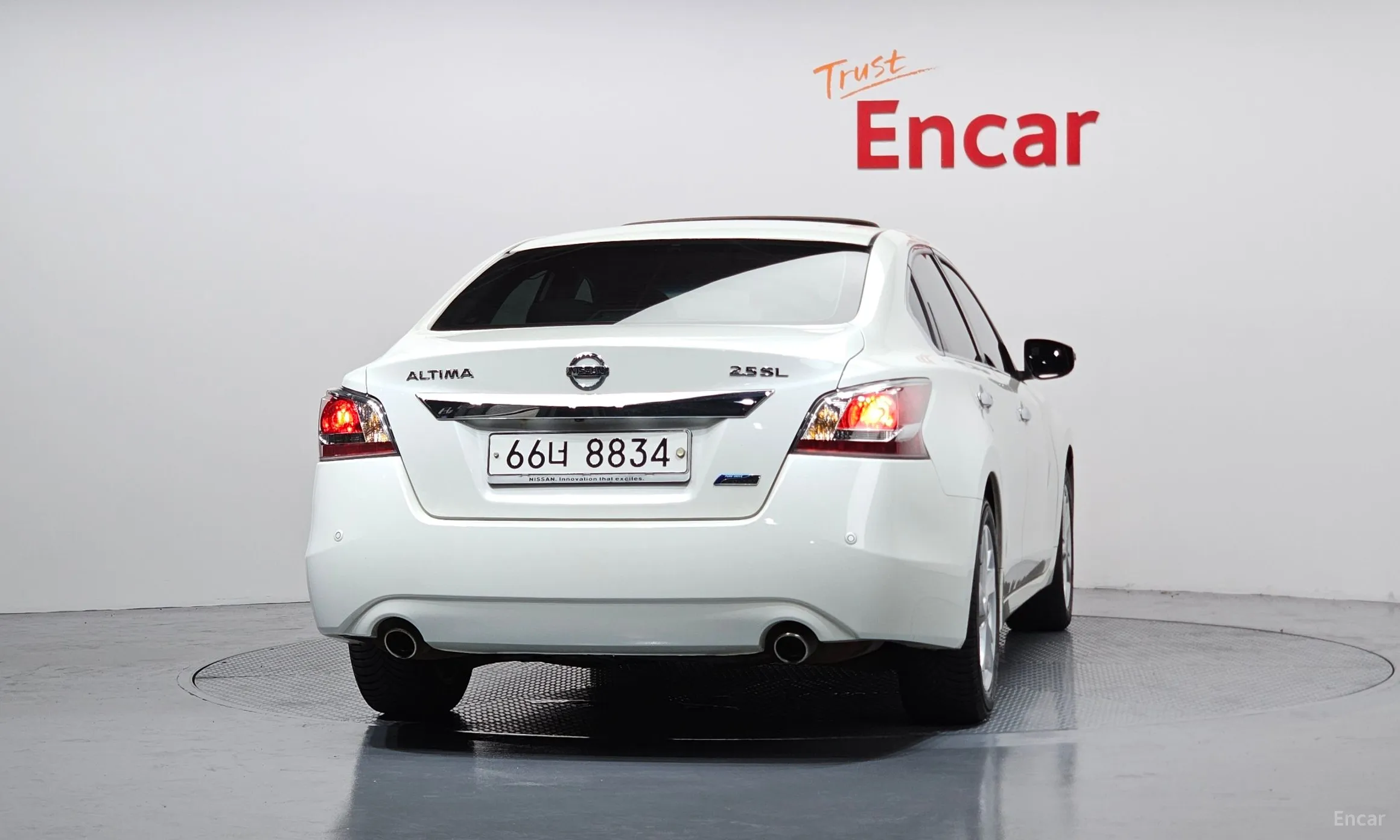 Nissan Altima превью 4