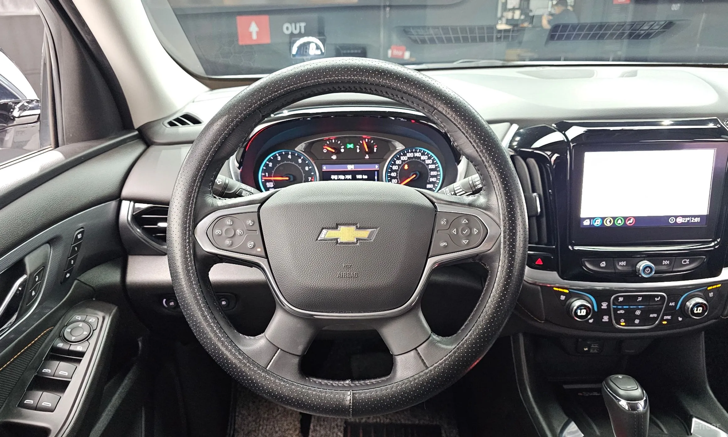 Chevrolet (GM Daewoo) Traverse превью 13