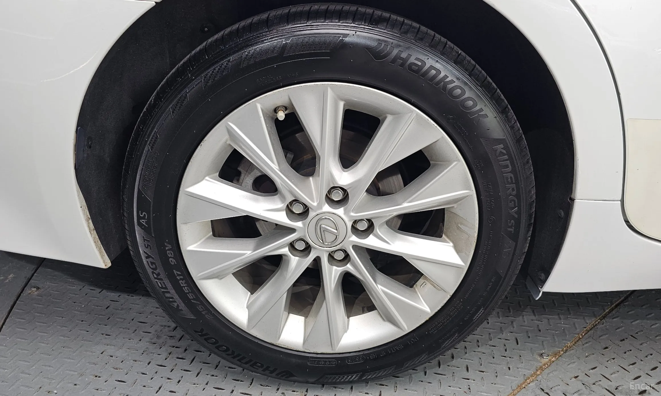 Lexus New ES300h превью 5