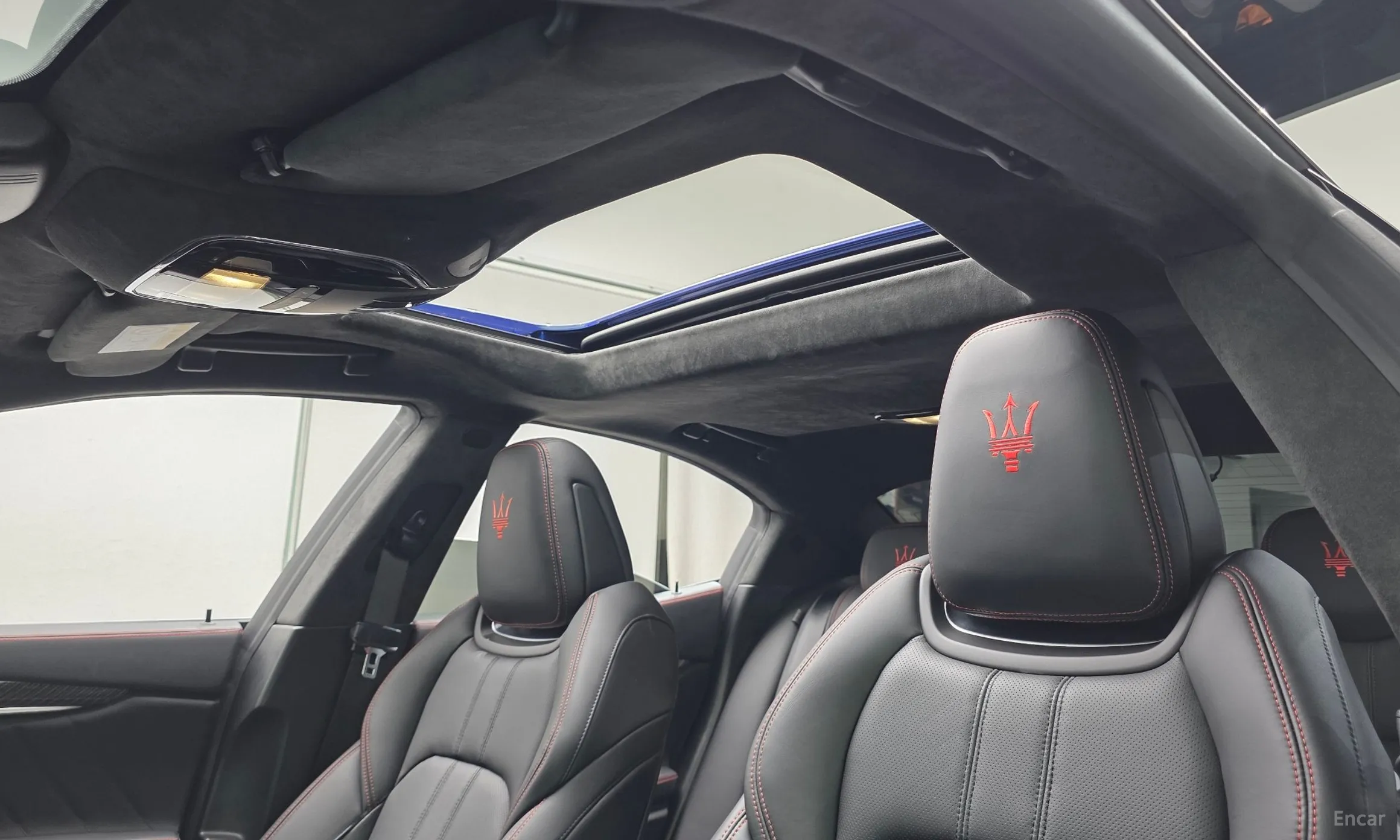 Maserati Ghibli превью 18