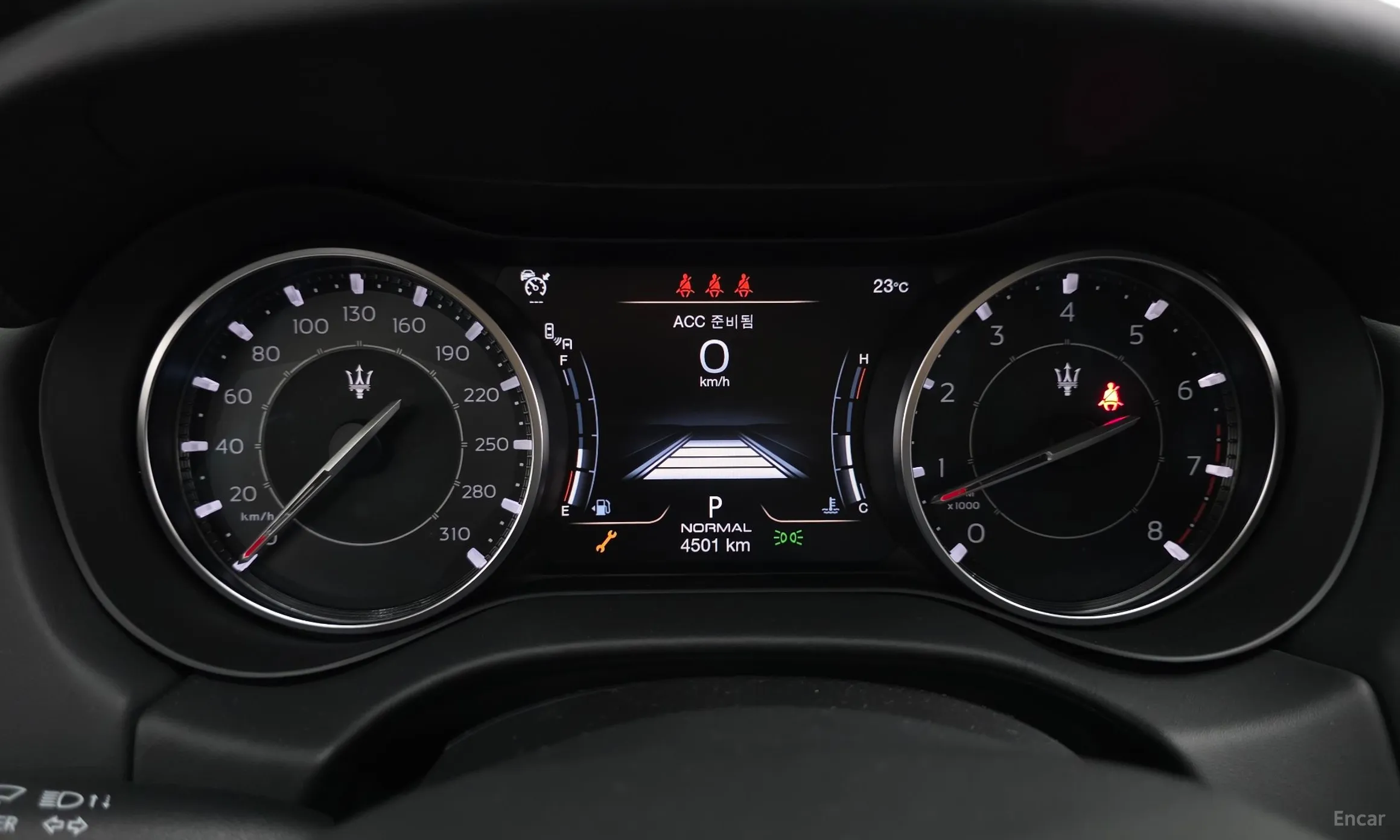 Maserati Ghibli превью 8