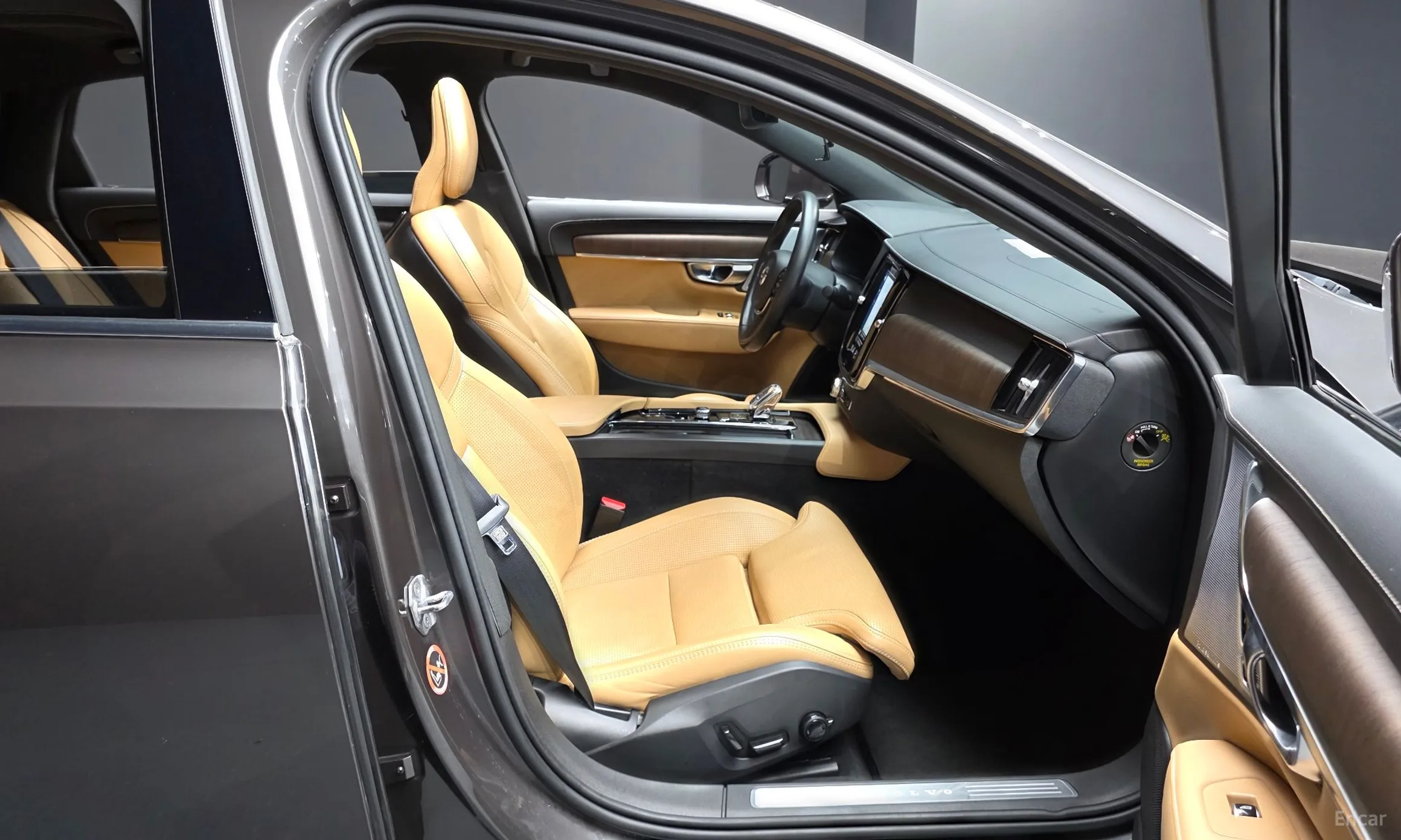 Volvo S90 превью 12