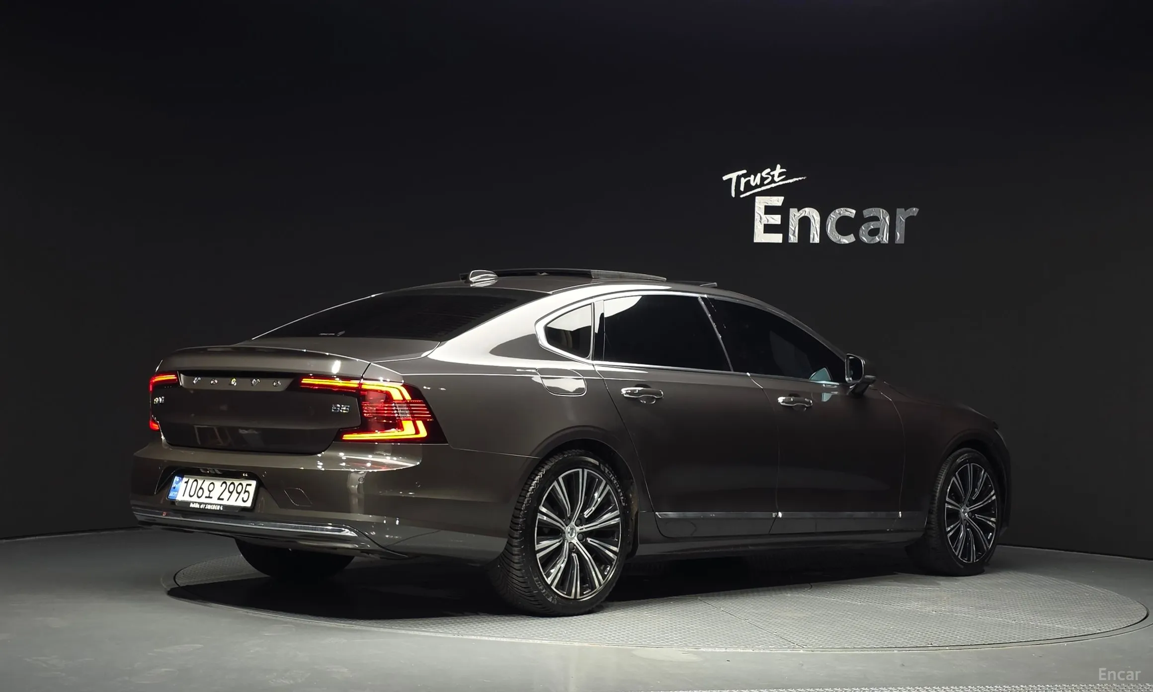 Volvo S90 превью 2