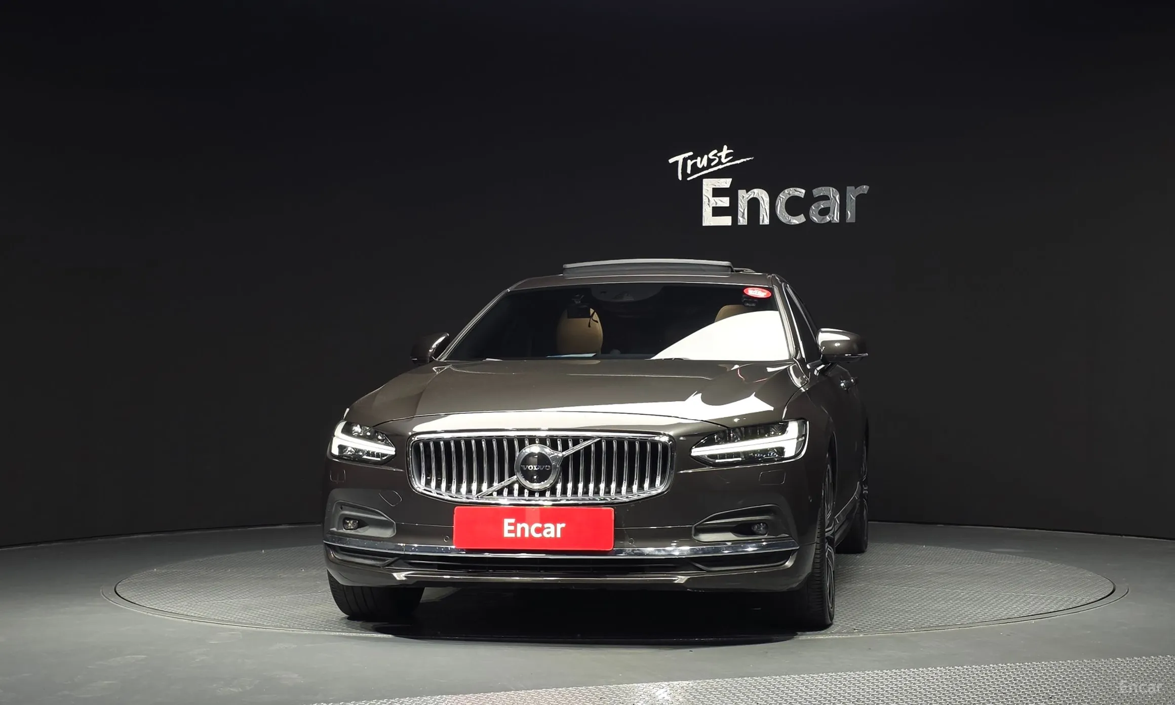 Volvo S90 превью 3