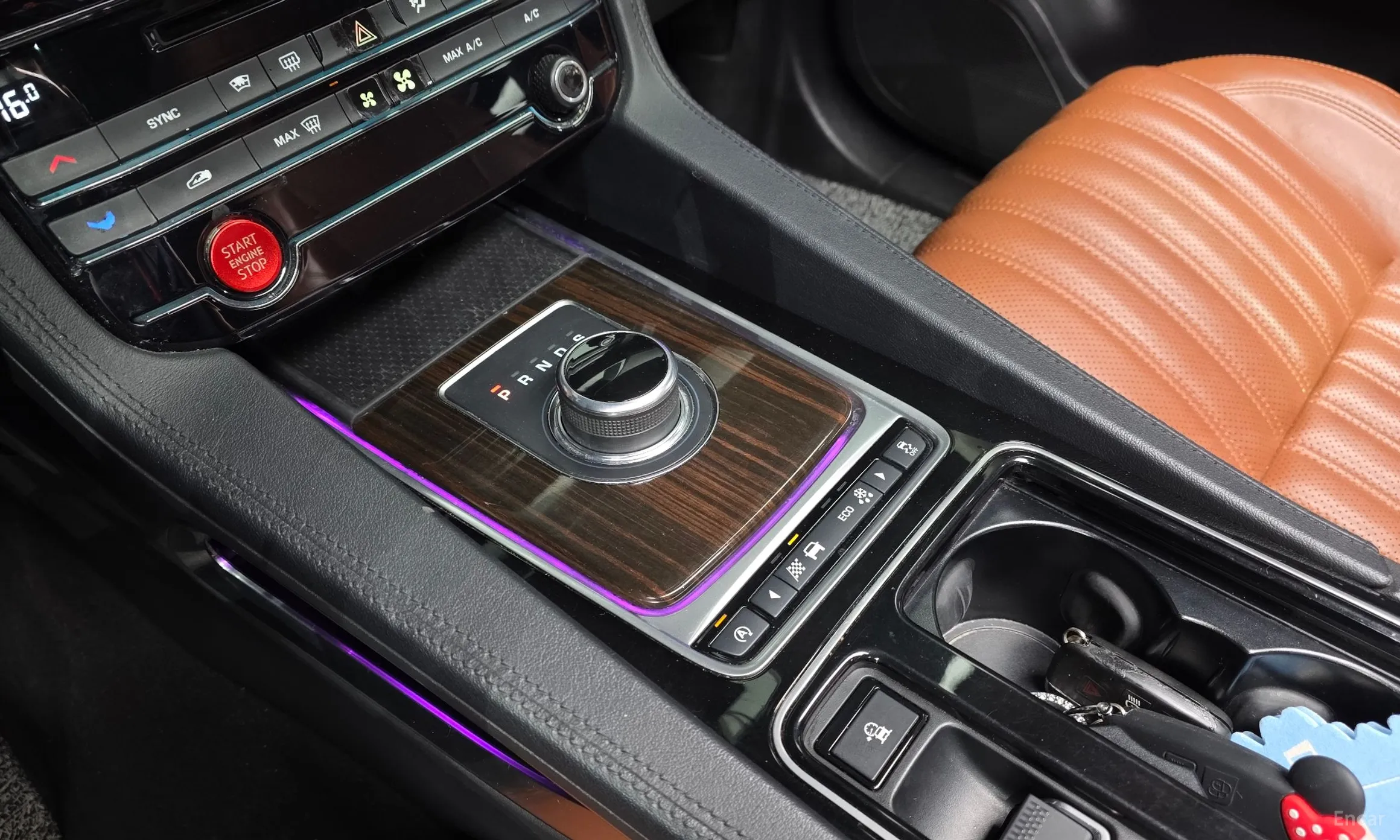 Jaguar F-PACE превью 9