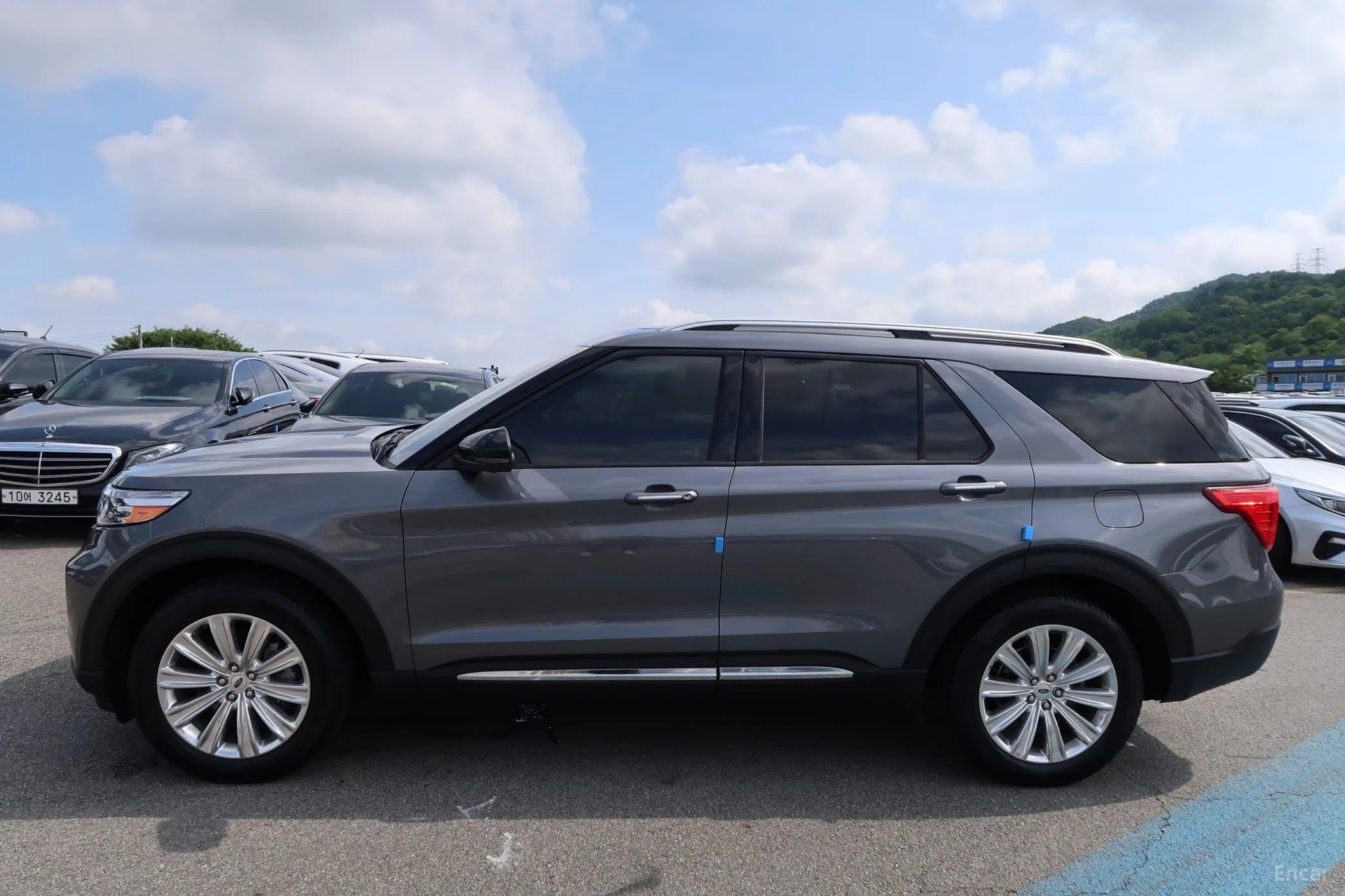 Ford Explorer 6th Generation превью 4
