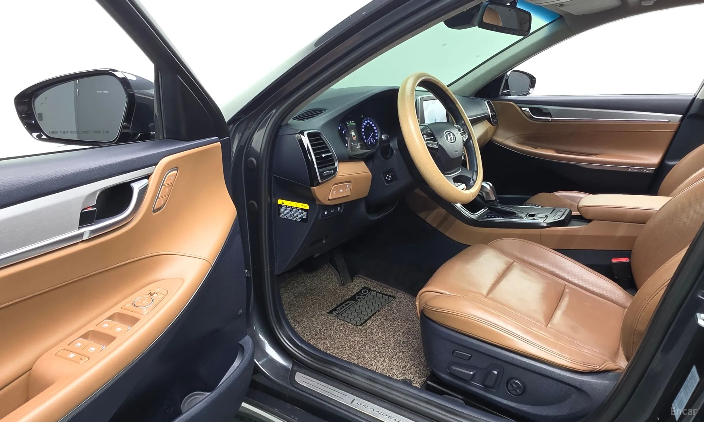 Hyundai Grandeur IG превью 10