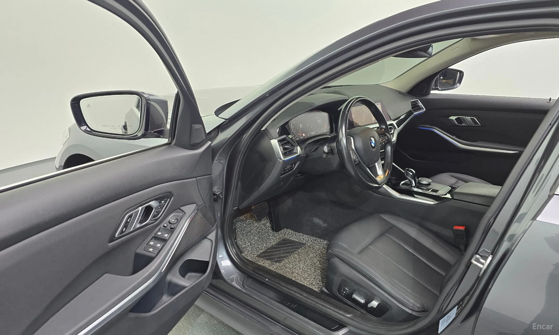 BMW 3 Series (G20) превью 10