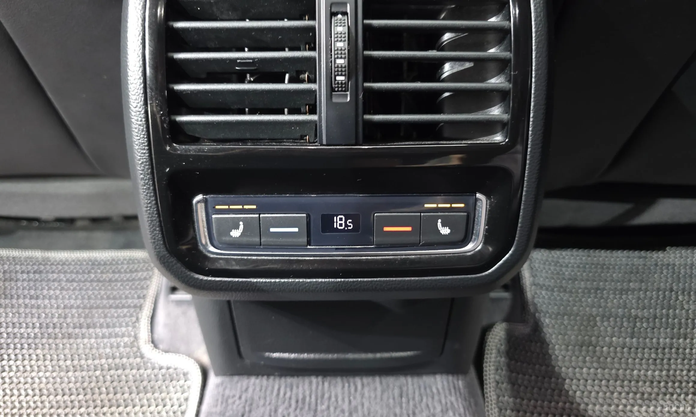 Volkswagen Ateon превью 18