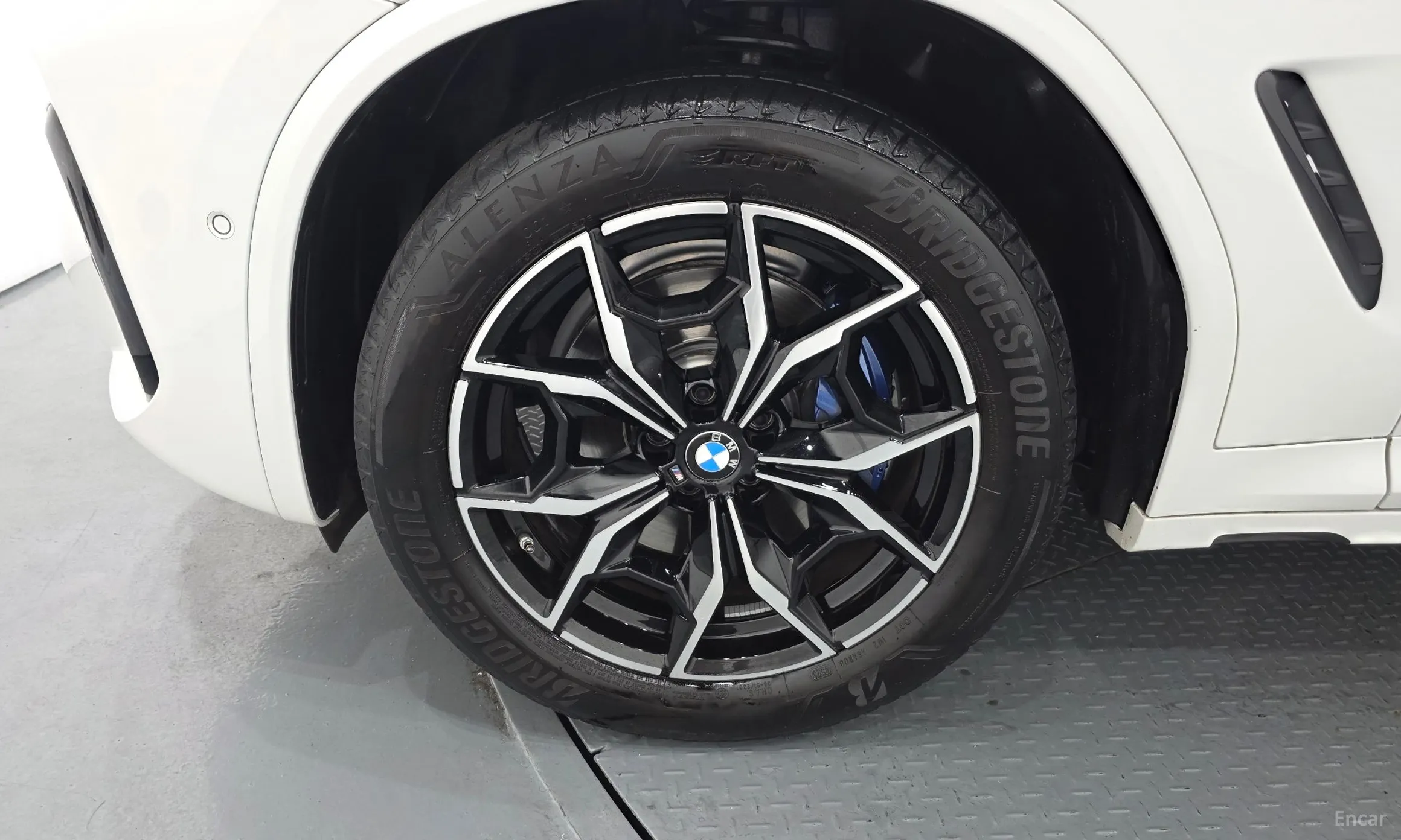 BMW X3 (G01) превью 5