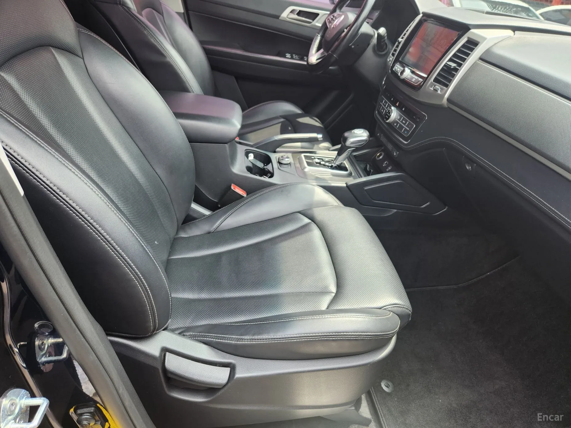 KG Mobility (SsangYong) Rexton Sports превью 14
