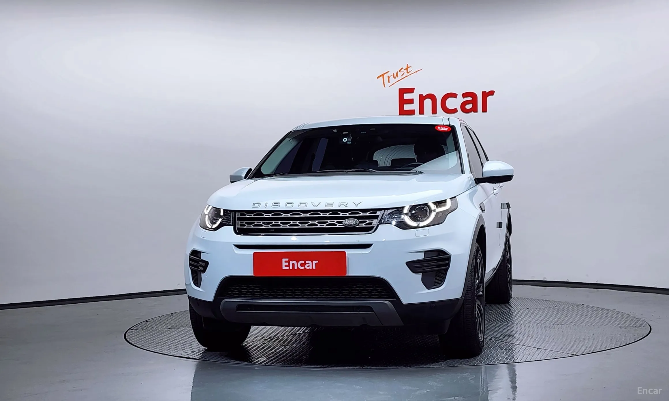 Land Rover Discovery Sports превью 3