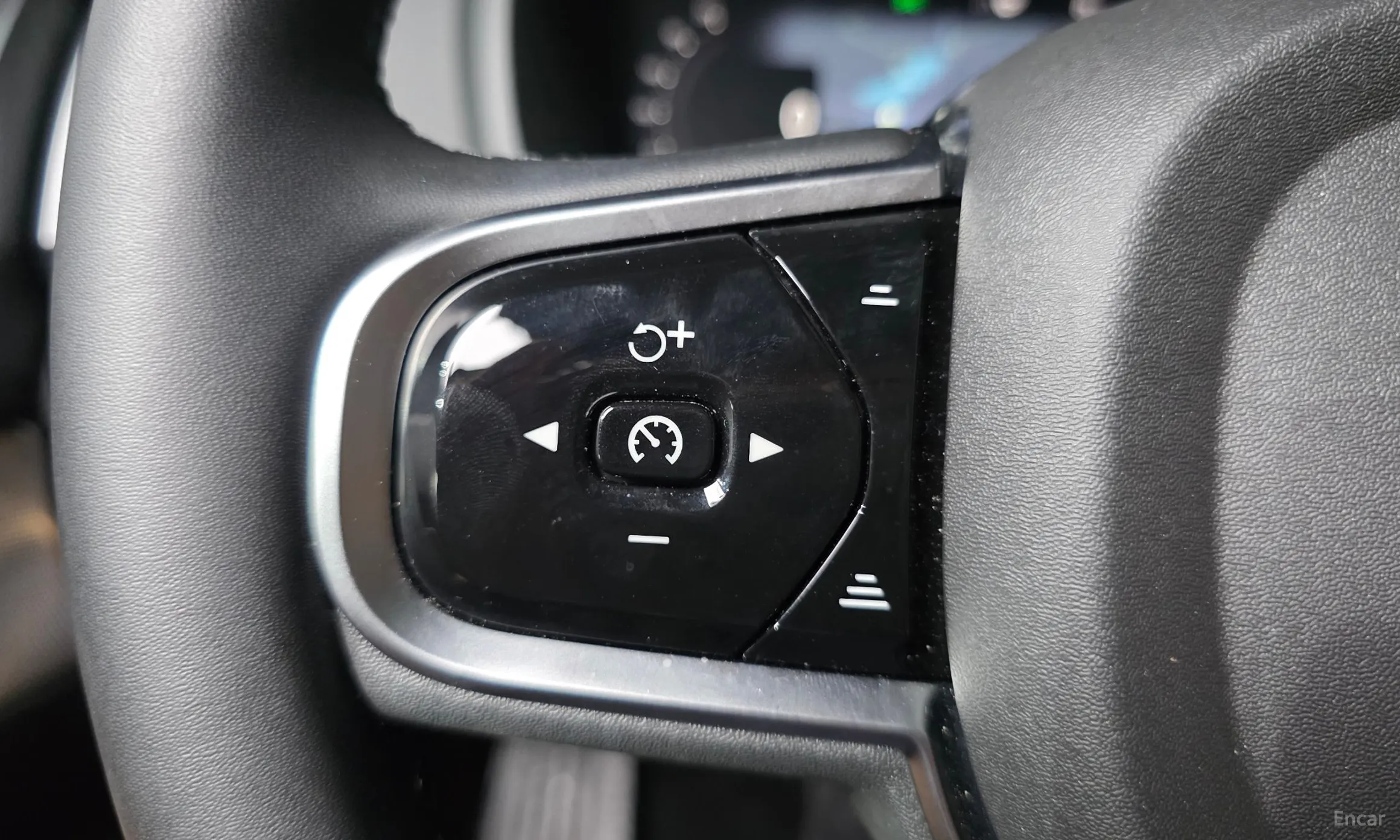 Volvo XC90 Gen 2 превью 16