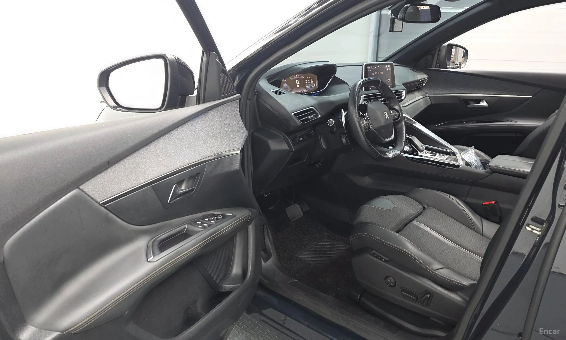 Peugeot 3008 2nd generation превью 10