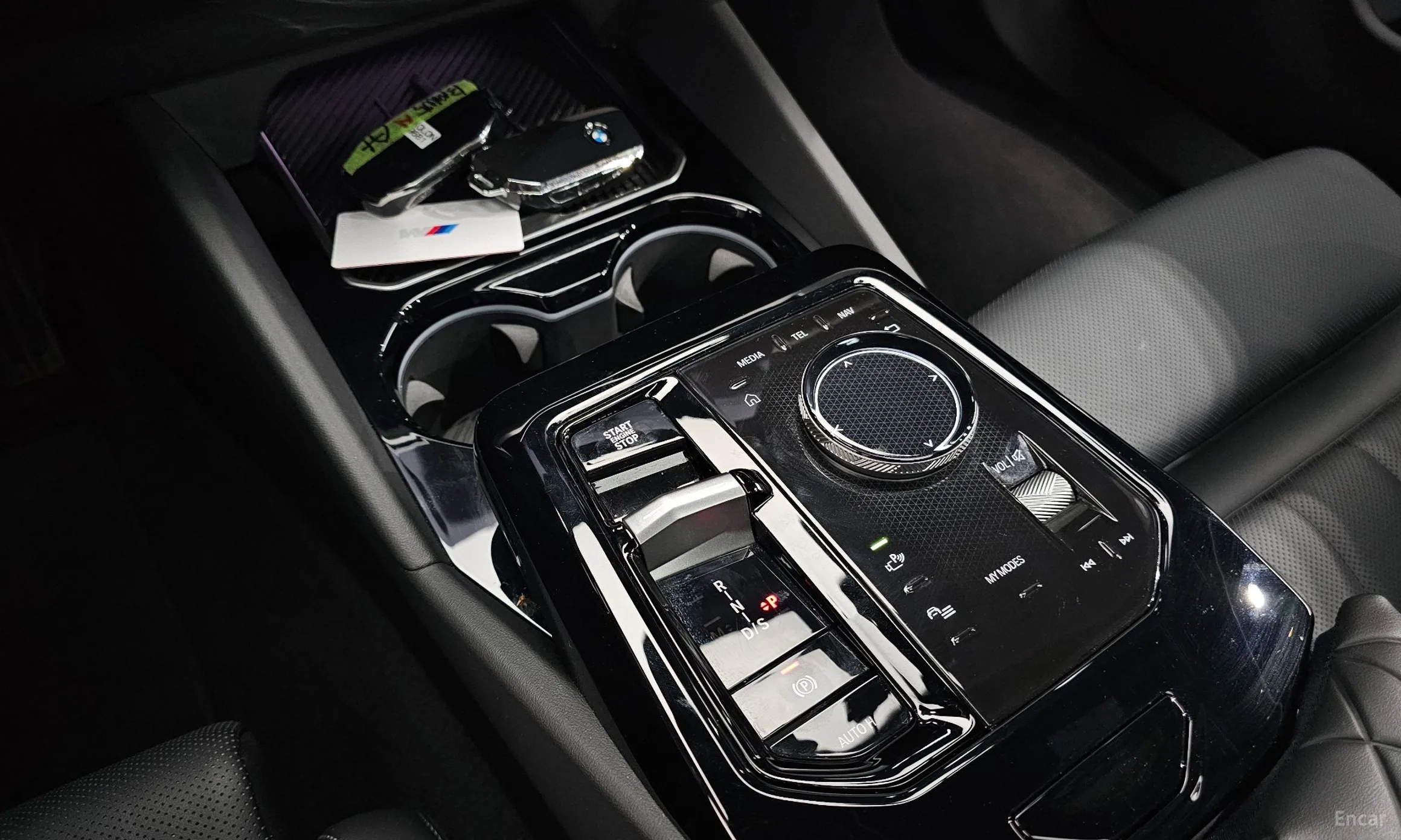 BMW 5 Series (G60) превью 9