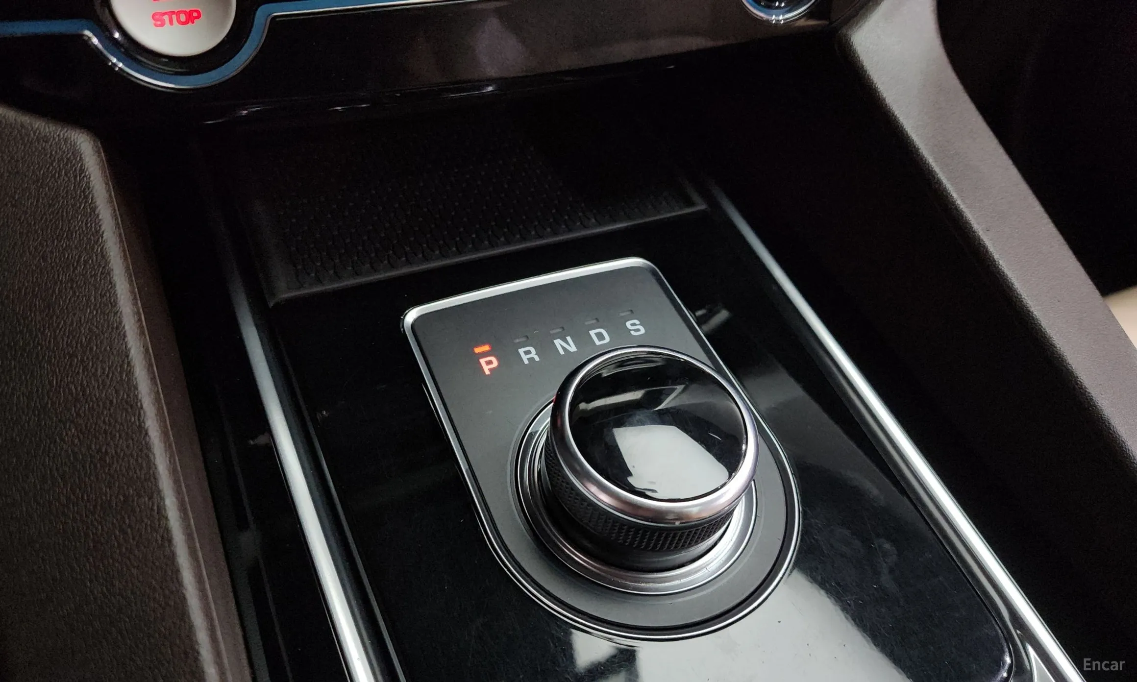 Jaguar F-PACE превью 9