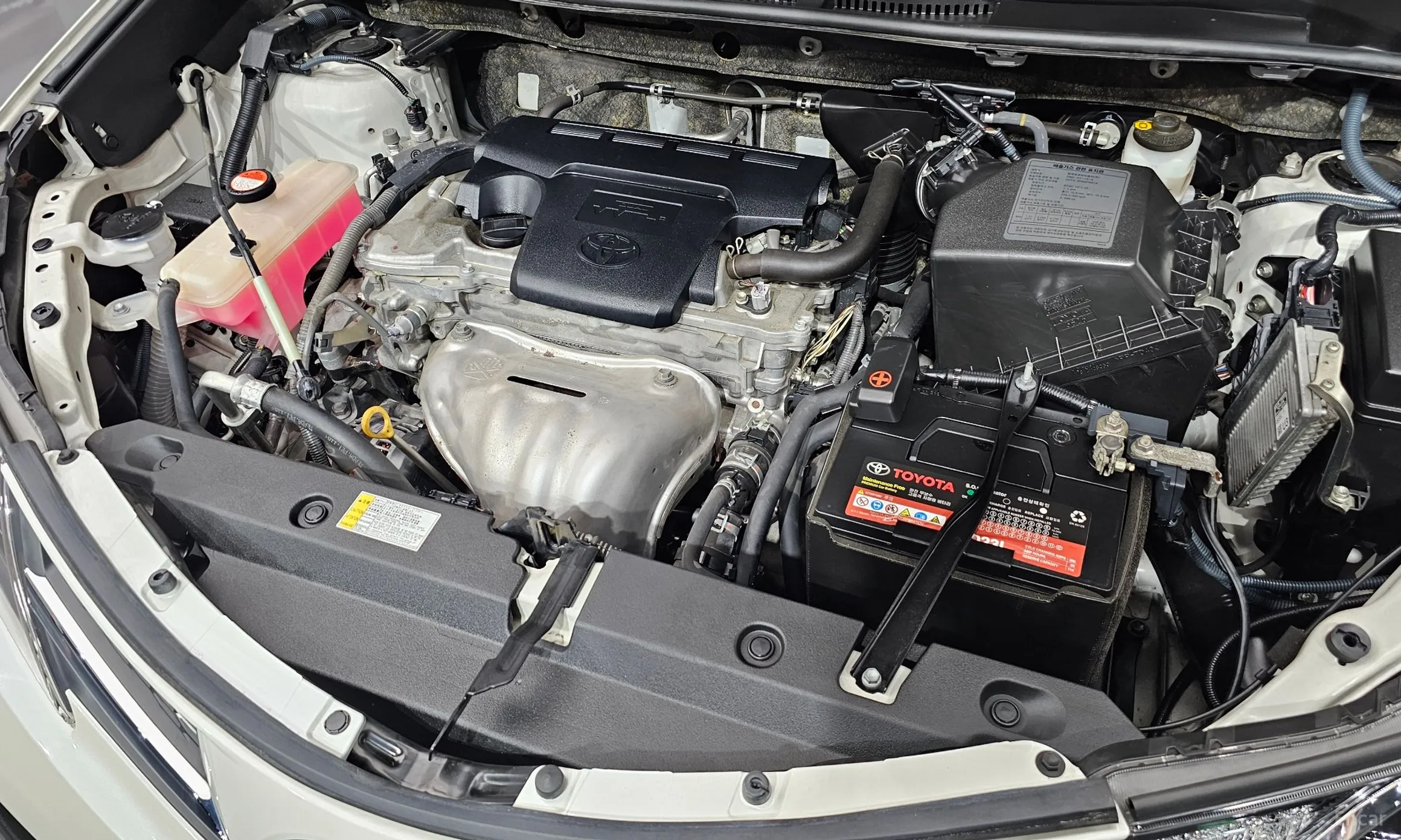 Toyota RAV4 превью 6