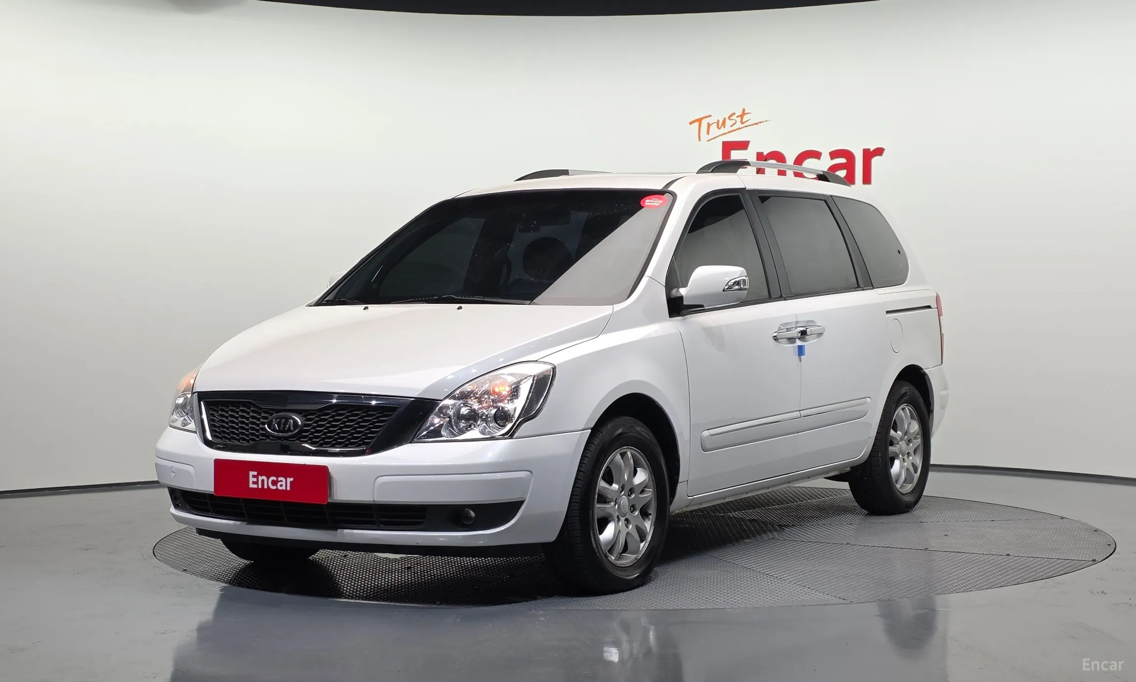 Kia Carnival R