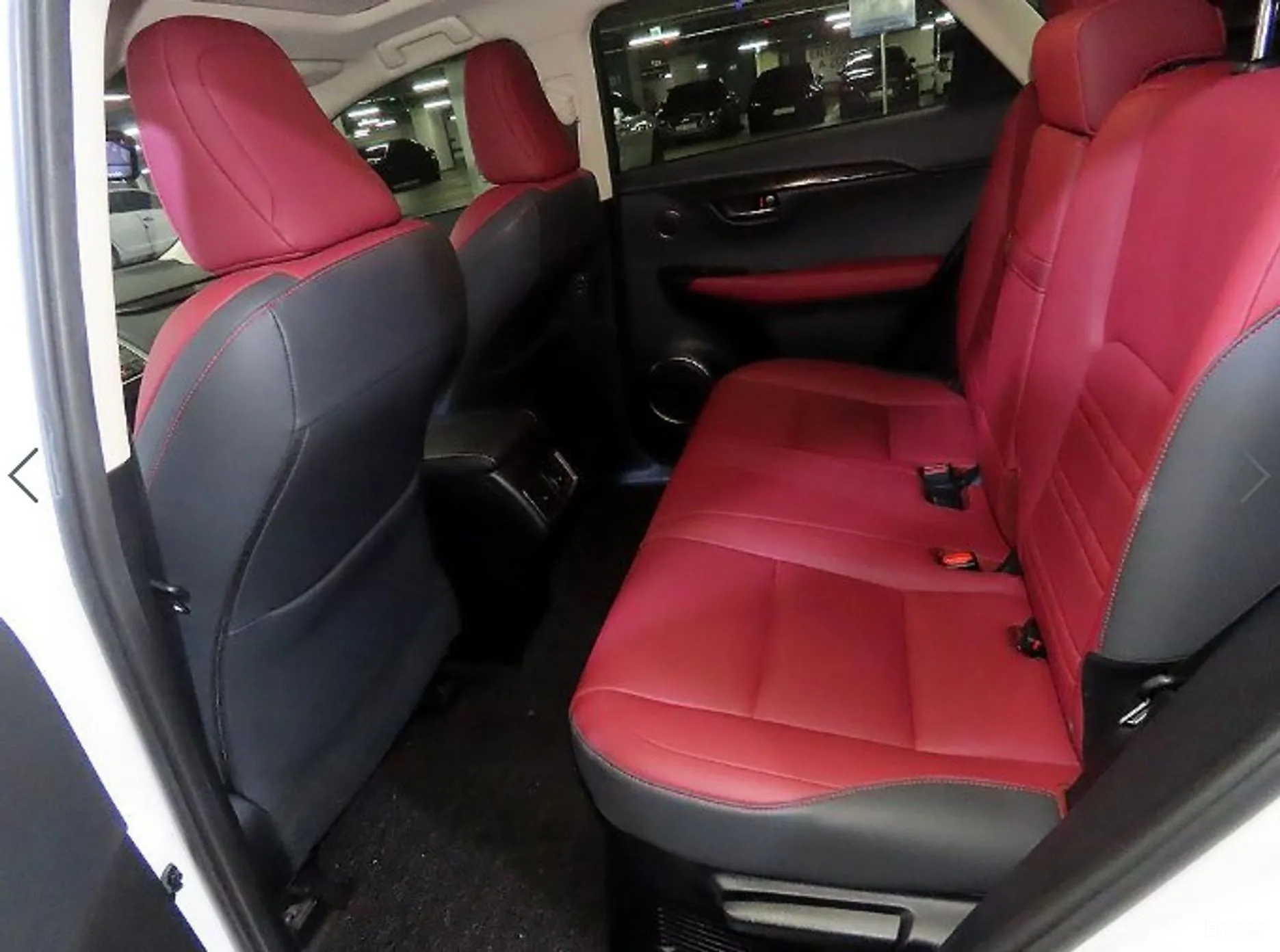 Lexus NX300h превью 7