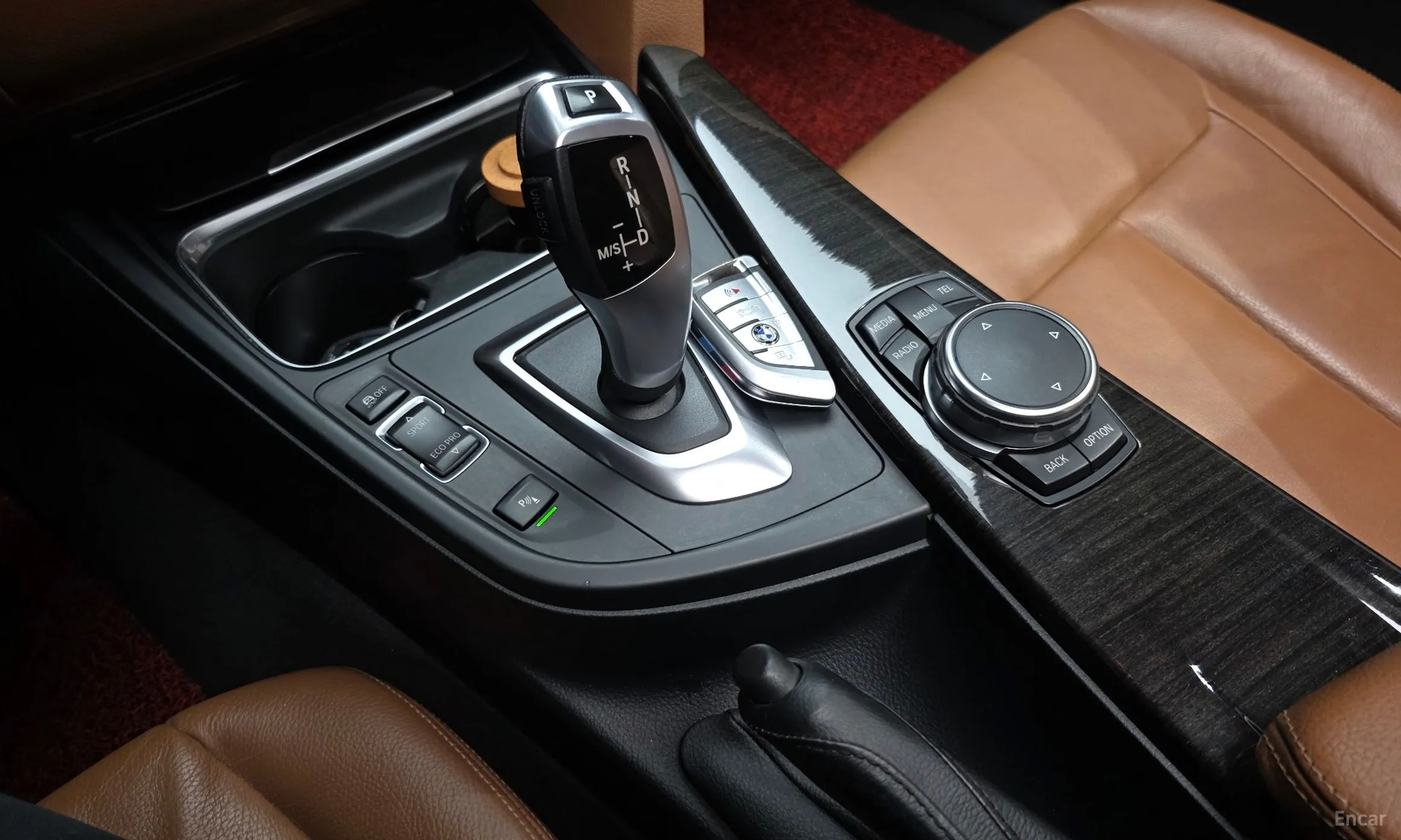 BMW Series 4 (F32) превью 9
