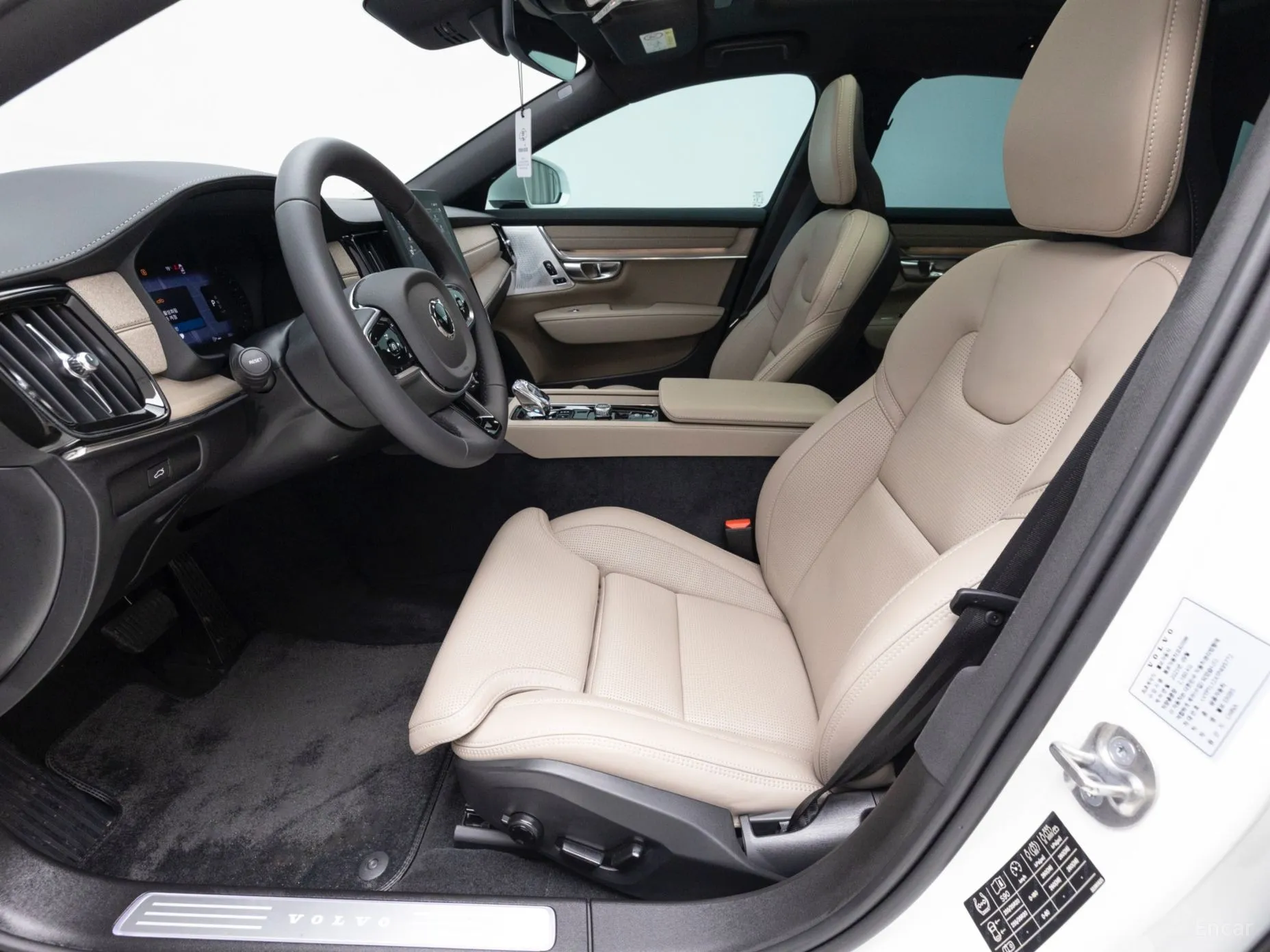 Volvo S90 превью 9