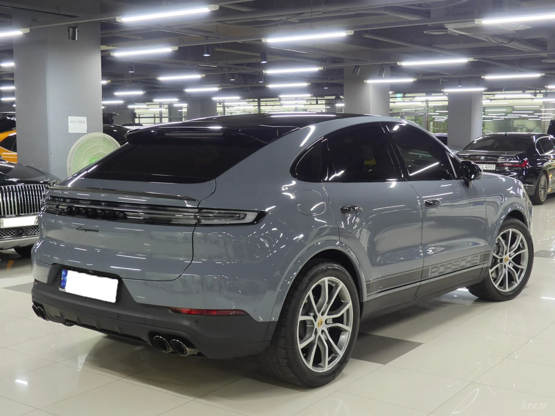 Porsche Cayenne (PO536) превью 3