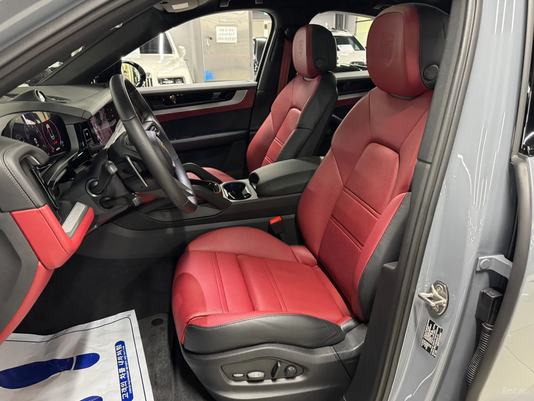 Porsche Cayenne (PO536) превью 8